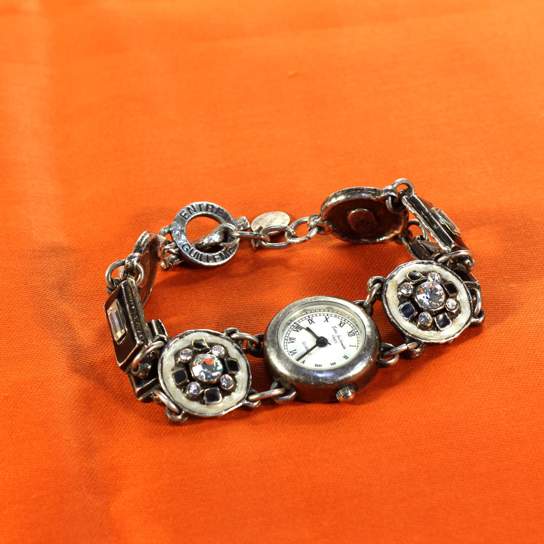 Voir photo 3 de Montre femme Entre Guillemets Montre femme Entre Guillemets État correct - Vue 3 -