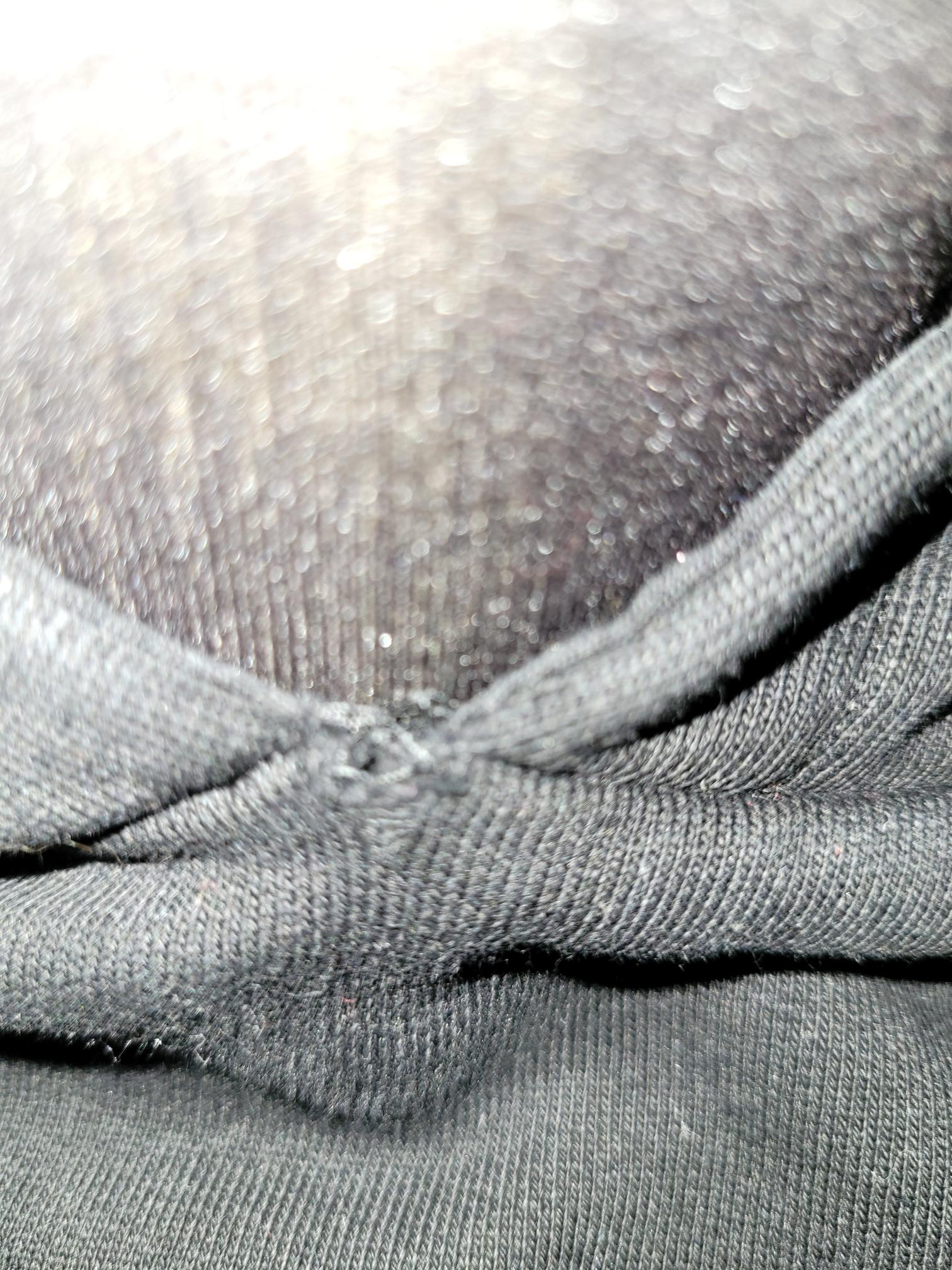 Sweat à capuche Guess 
