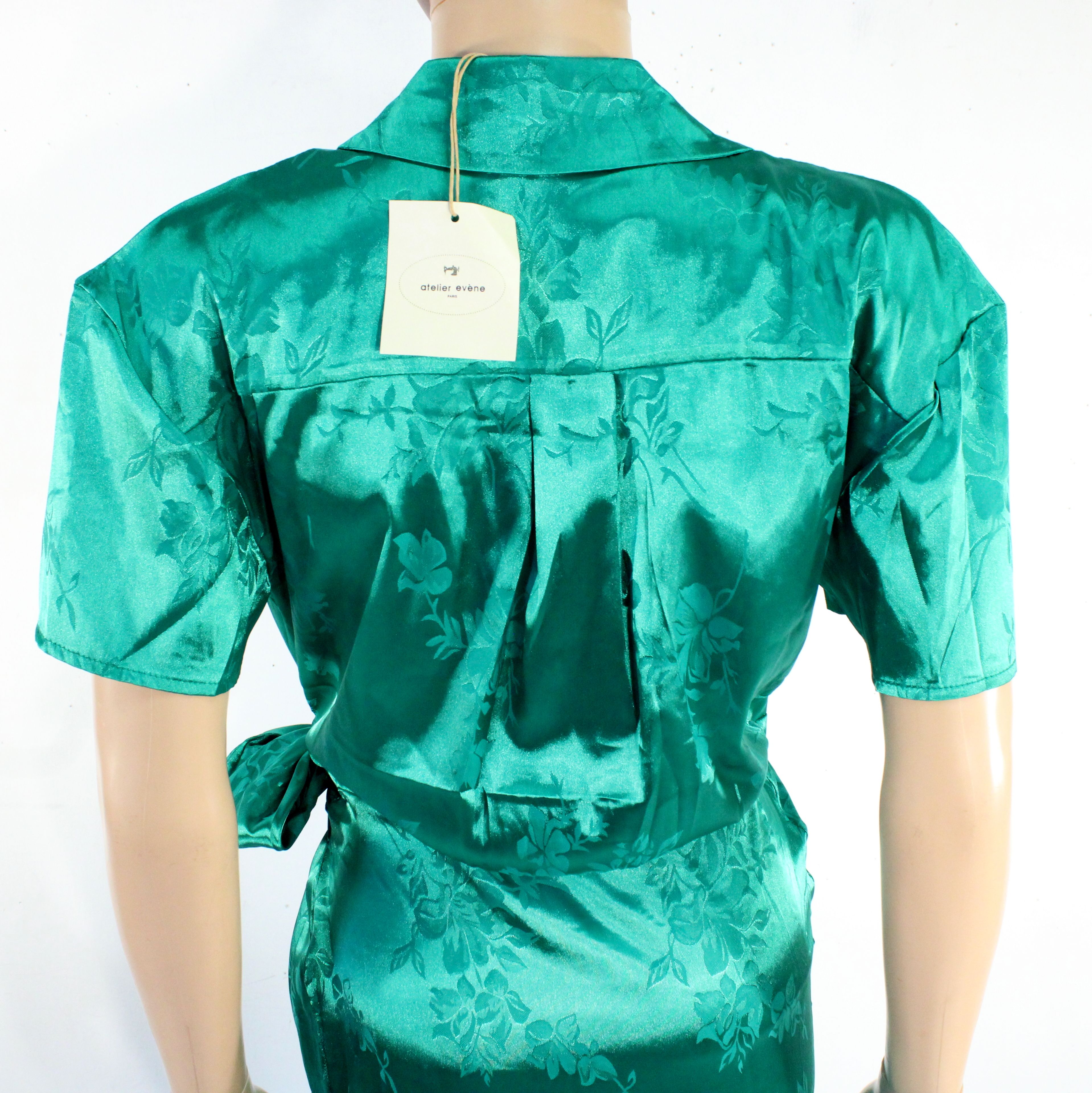 Robe Satinée Vert Emeraude ATELIER EVENE Taille S /M - Photo 3