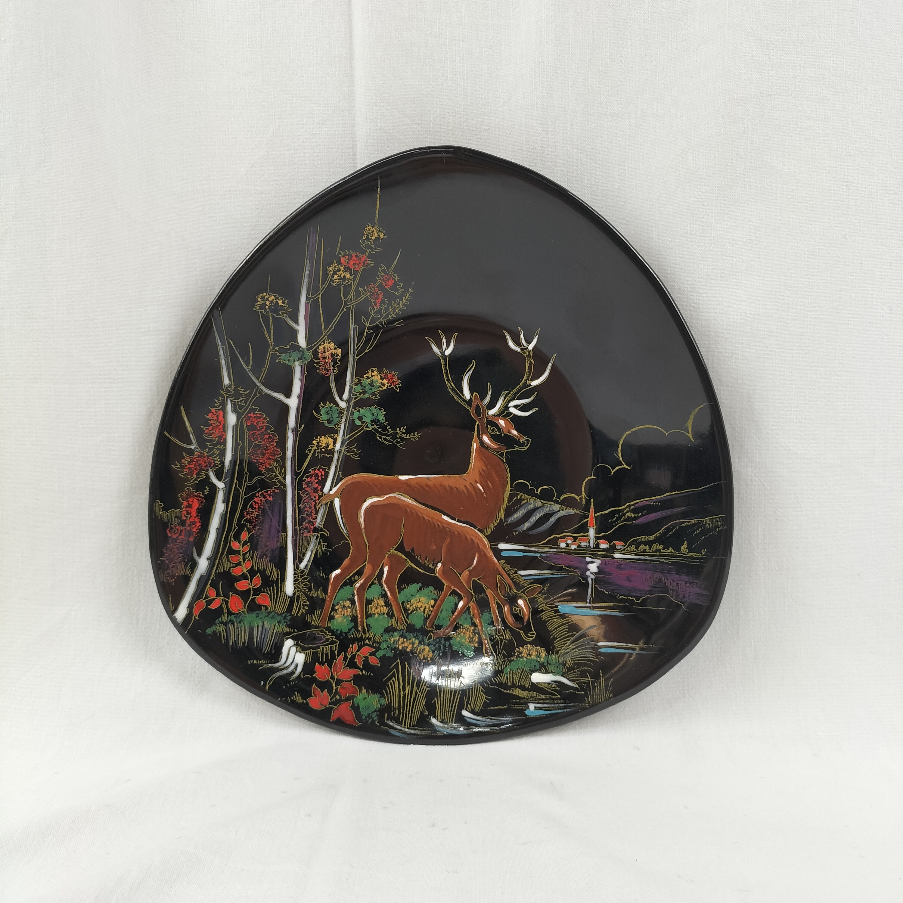 Assiette décorative noire en céramique 