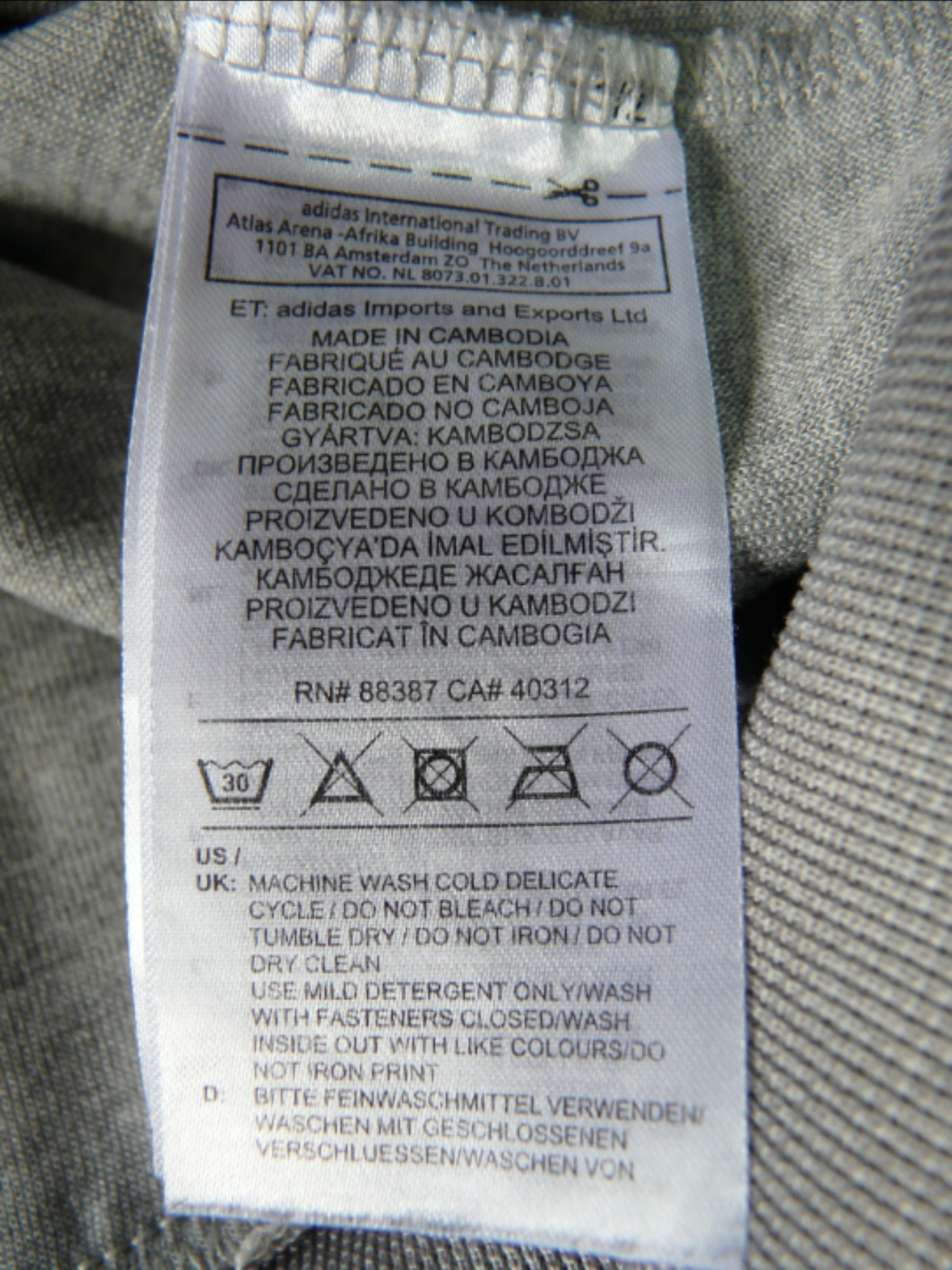 E61 - Veste de survêtement - Adidas - Âge 13/14 ans - Photo 5