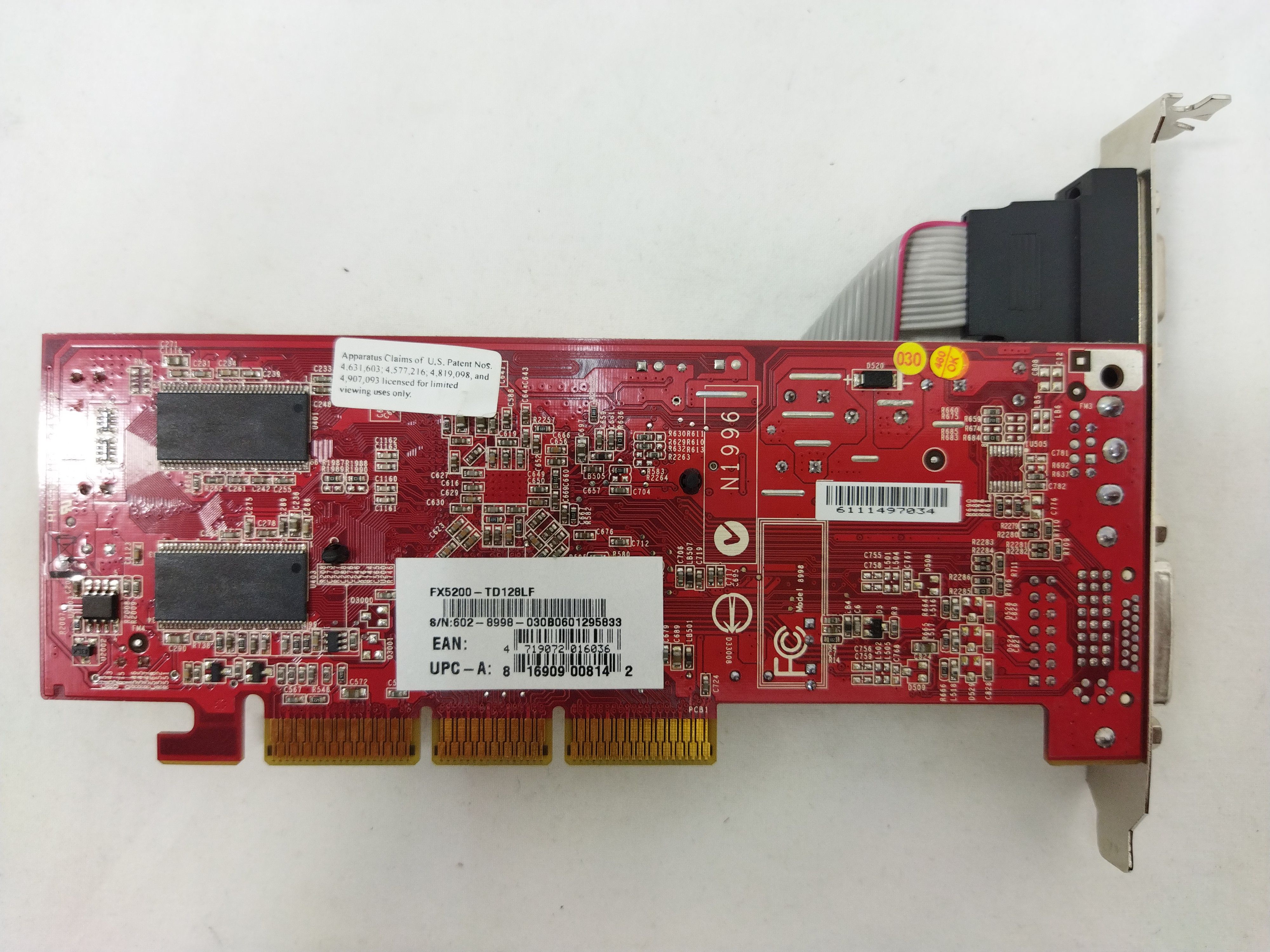 Carte Graphique FX5200 - Collector Très bon état - Vue 3 - 