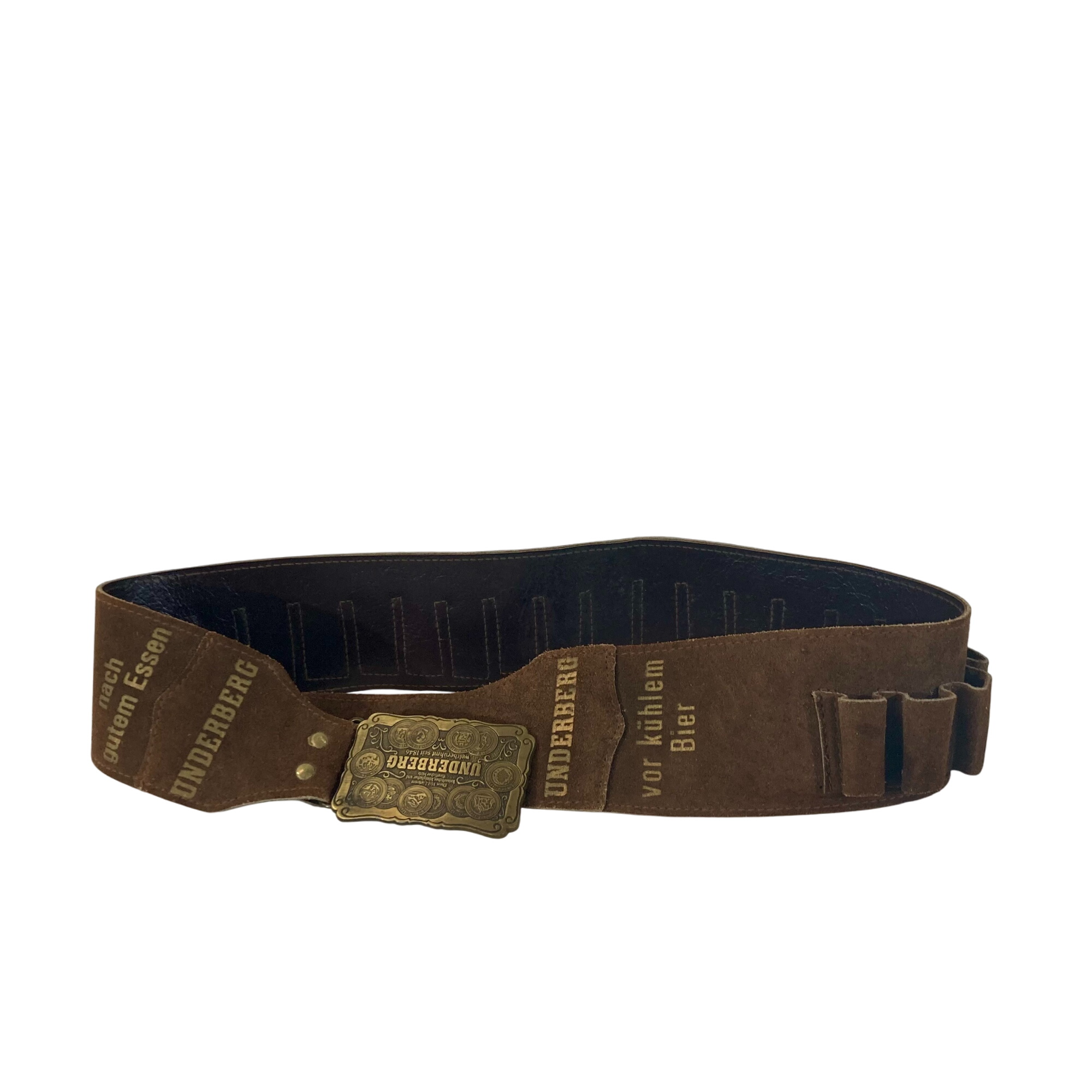Acheter Cartouchière en daim UNDERBERG Très bon état - 16,00 € Cartouchière en daim UNDERBERG Très bon état - reconditionné disponible sur Label Emmaüs
