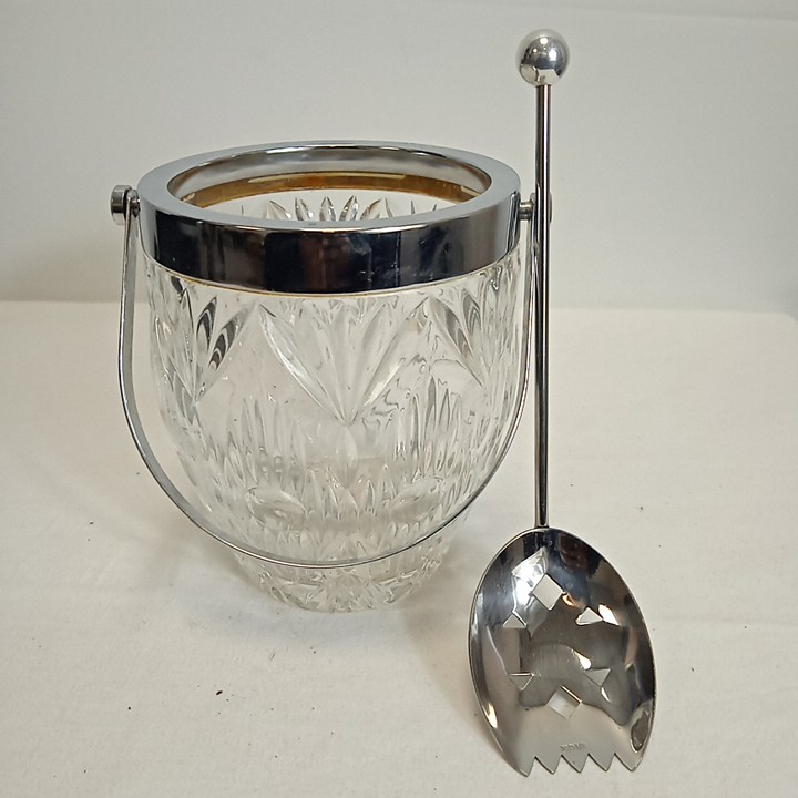 Voir photo 2 de Seau à glace avec sa cuillère Seau à glace avec sa cuillère Bon état - Vue 2 -