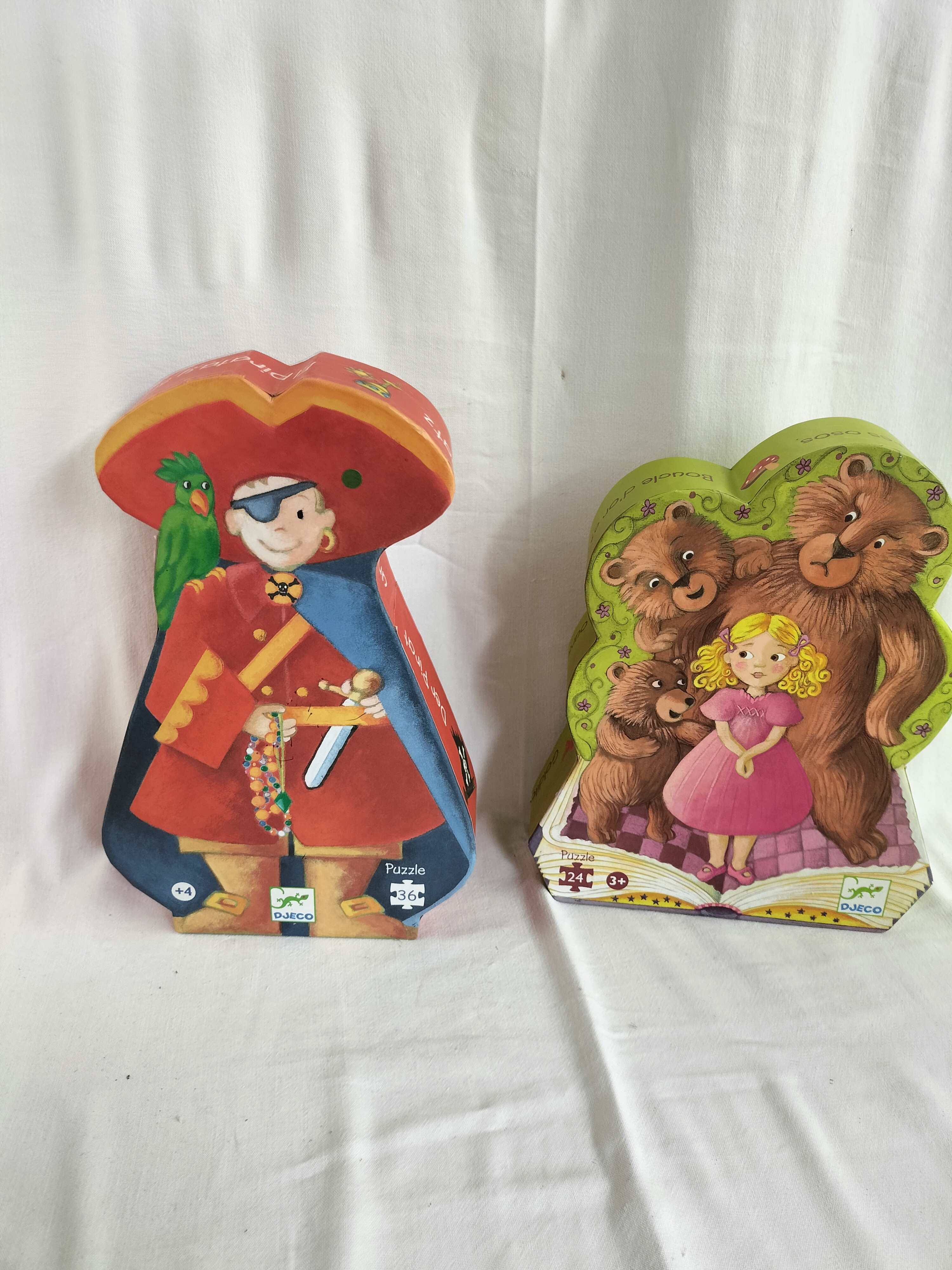 Voir photo 3 de Lot de 5 puzzles silhouettes Djeco pour enfants – Univers contes et poésie vintage Lot de 5 puzzles silhouettes Djeco pour enfants – Univers contes et poésie vintage Bon état - Vue 3 -