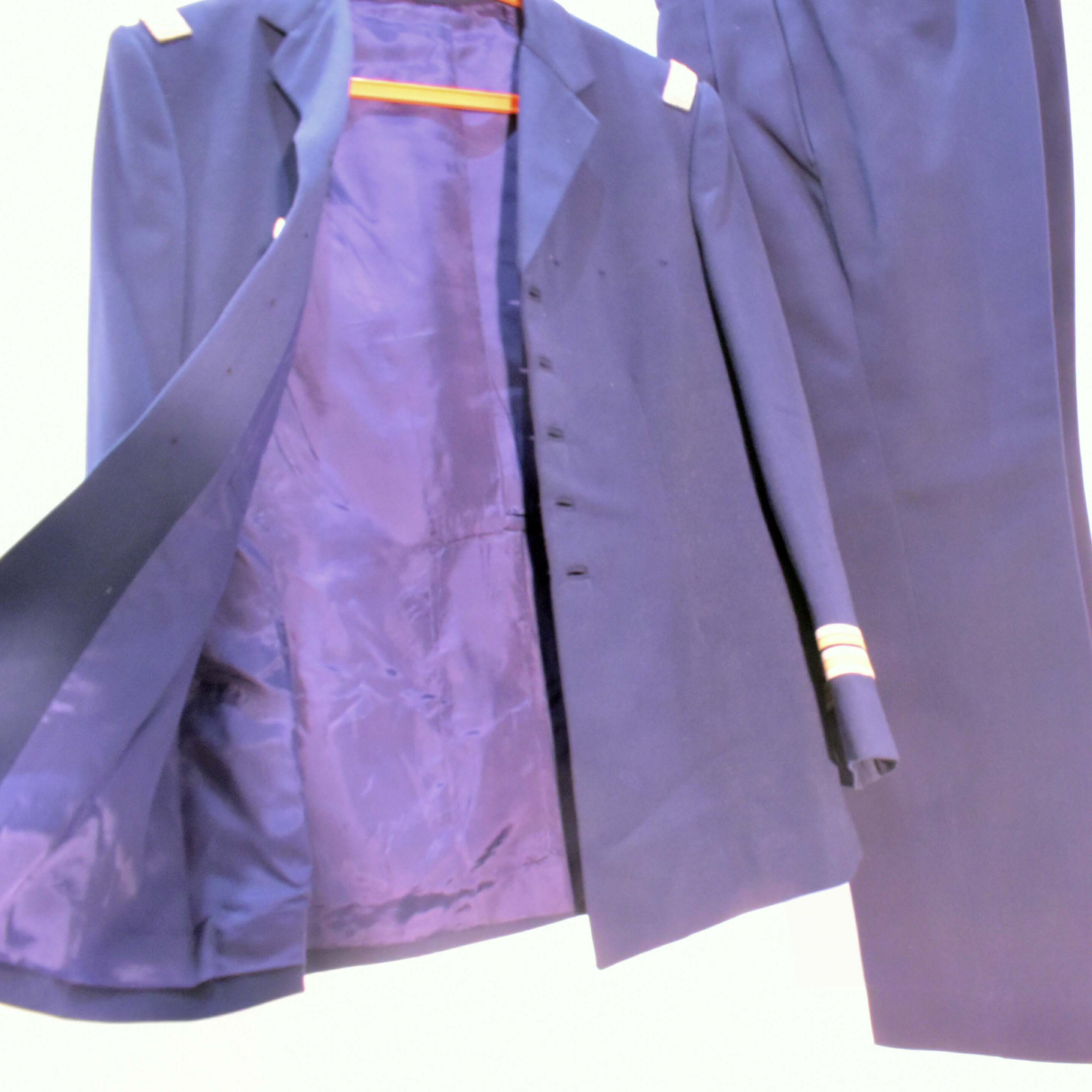 Tenue d'Apparat Chic - Officier Français - Service du Matériel - Belle Jardinière Très bon état - Vue 11 - 