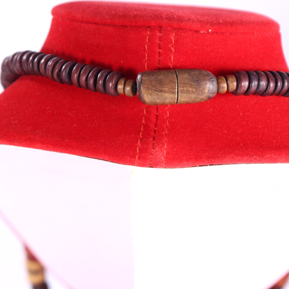 Collier chic bois et perles d'os  - Vue 3 - 