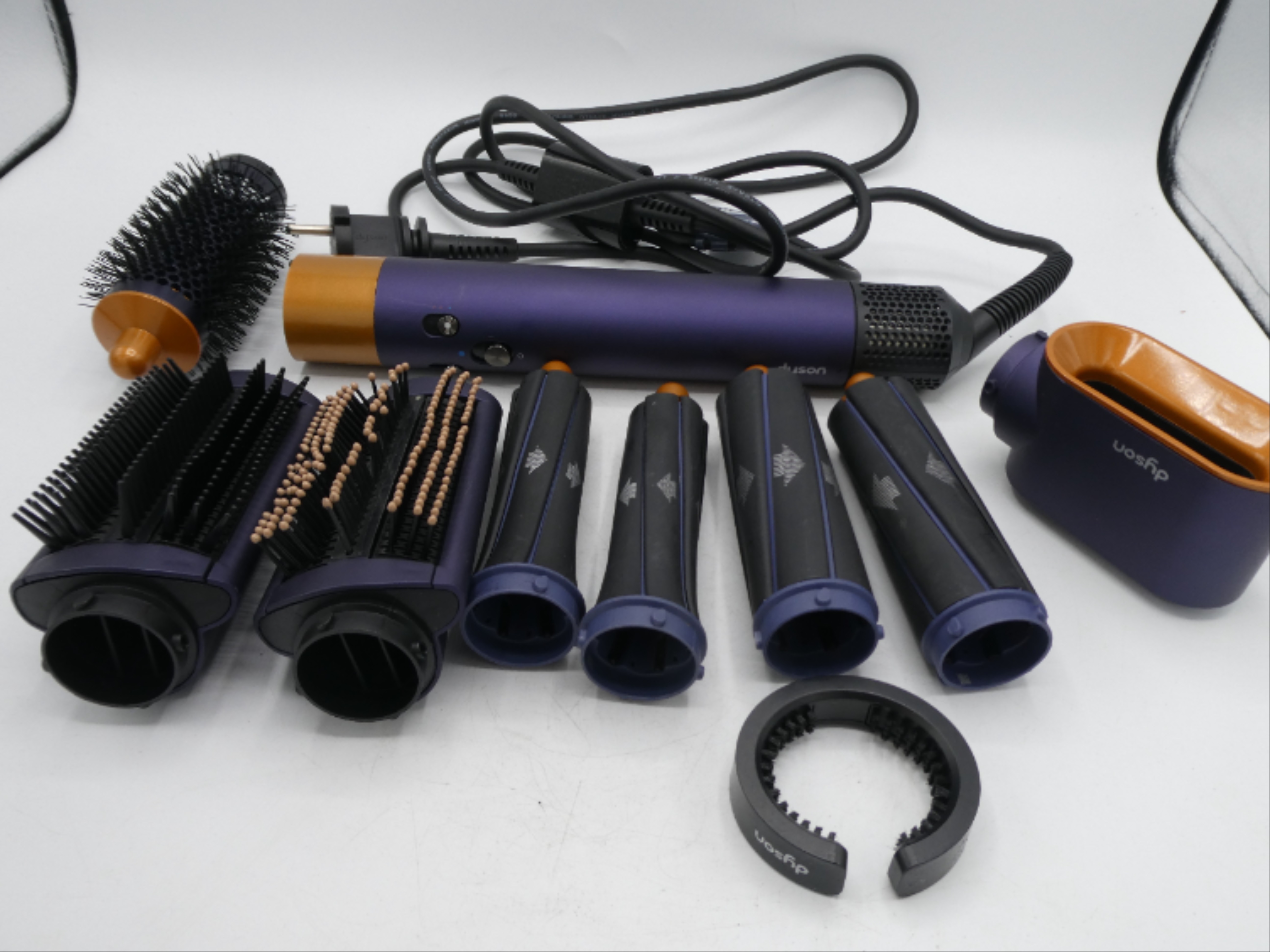 Dyson Airwrap Multi-Styler Complete – Kit Complet pour Tous Types de Cheveux - Comme neuf - Photo 3