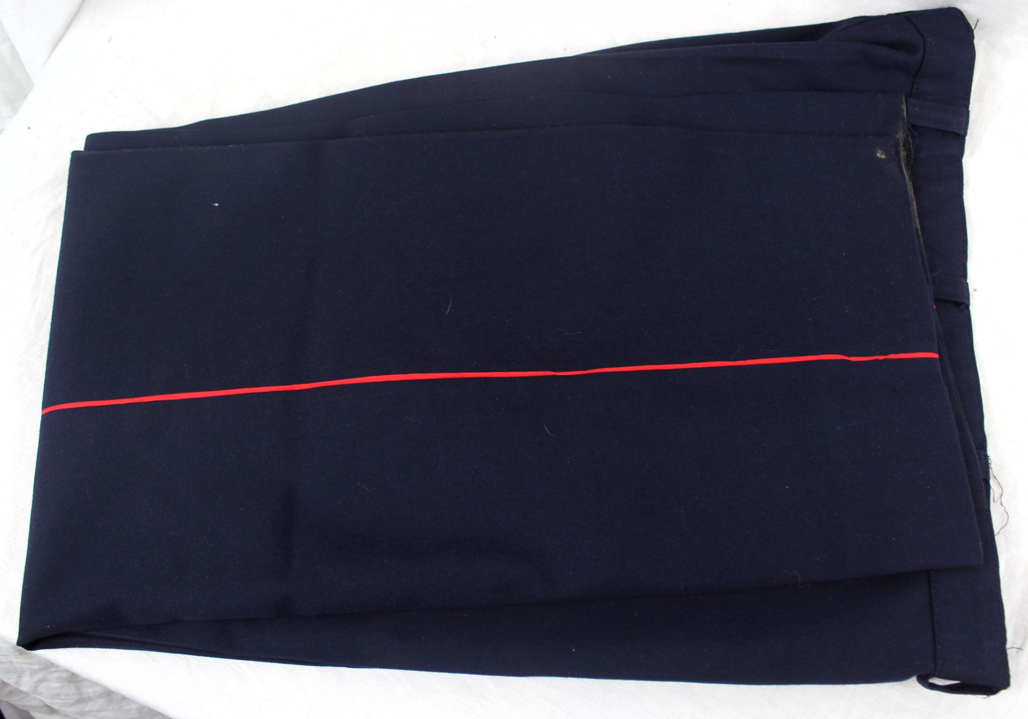 Voir photo 7 de Uniforme Cérémonie - Sapeur Pompier Uniforme Cérémonie - Sapeur Pompier Très bon état - Vue 7 -