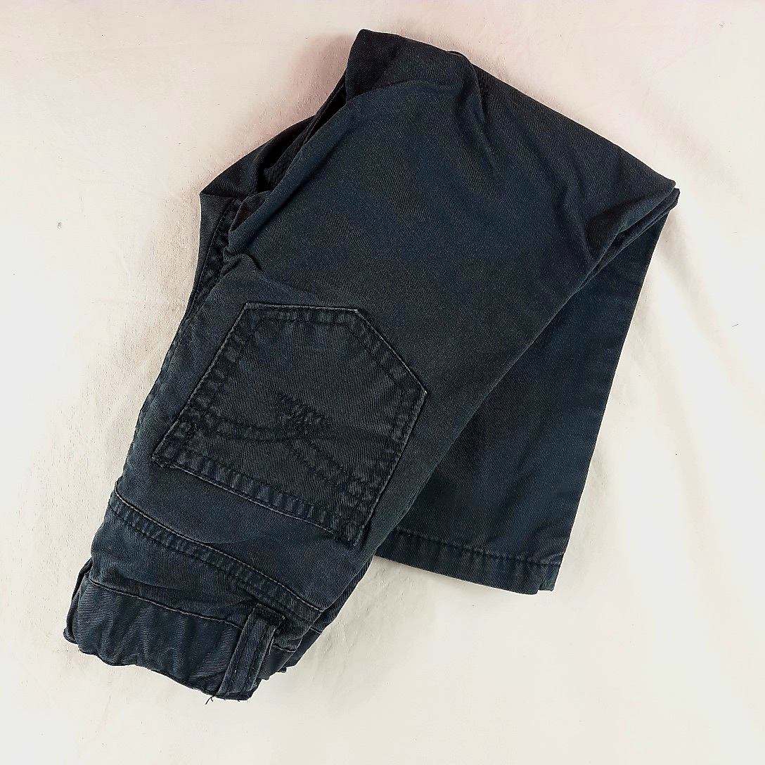 Voir photo 2 de 2 pantalons BOUTCHOU - 1 jean, 1 toile - T 18mois 2 pantalons BOUTCHOU - 1 jean, 1 toile - T 18mois Très bon état - Vue 2 -