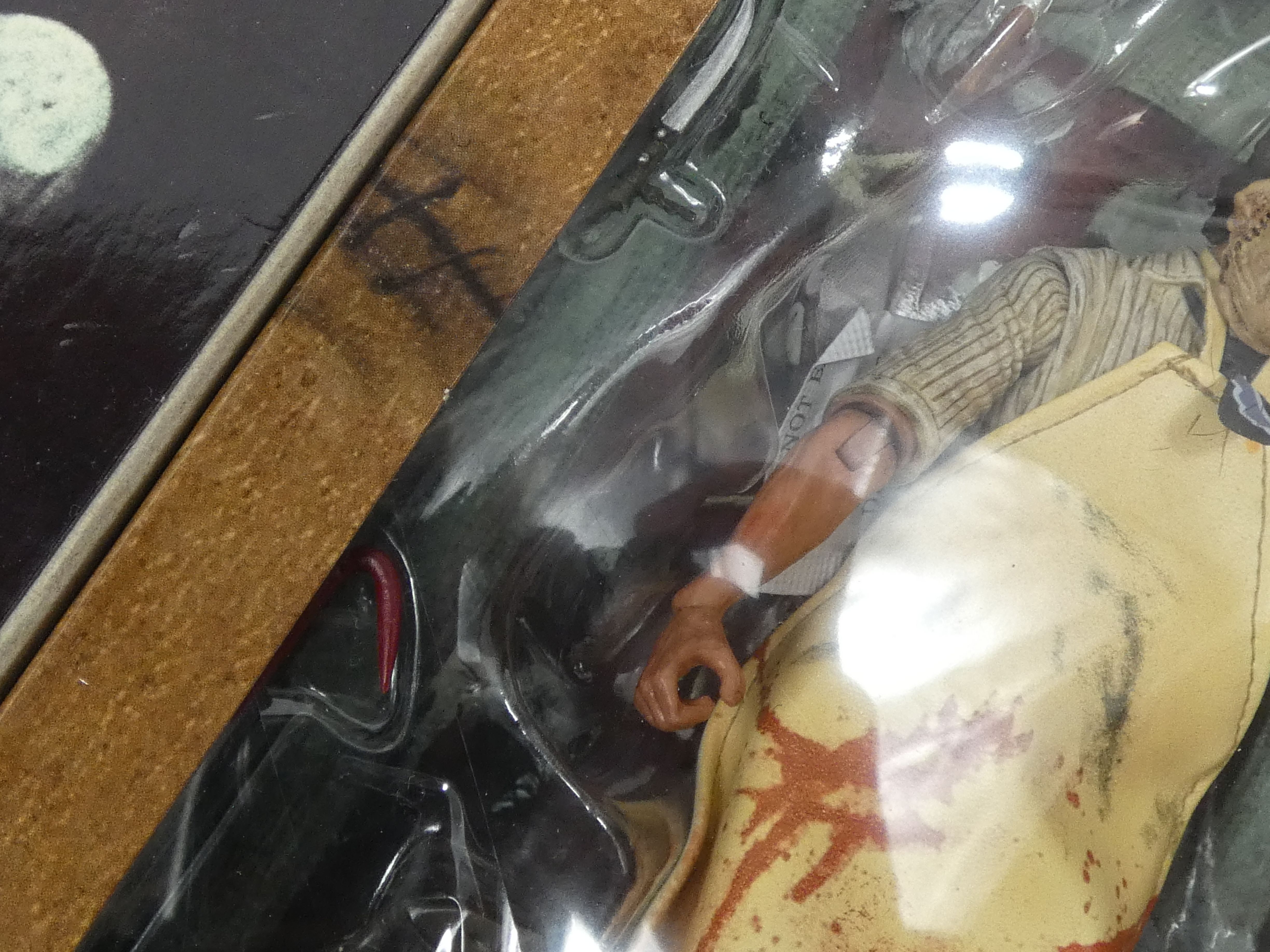 Figurine "The Texas Chainsaw Massacre" Massacre à la tronçonneuse 18 cm ! Comme neuf - Vue 6 - 
