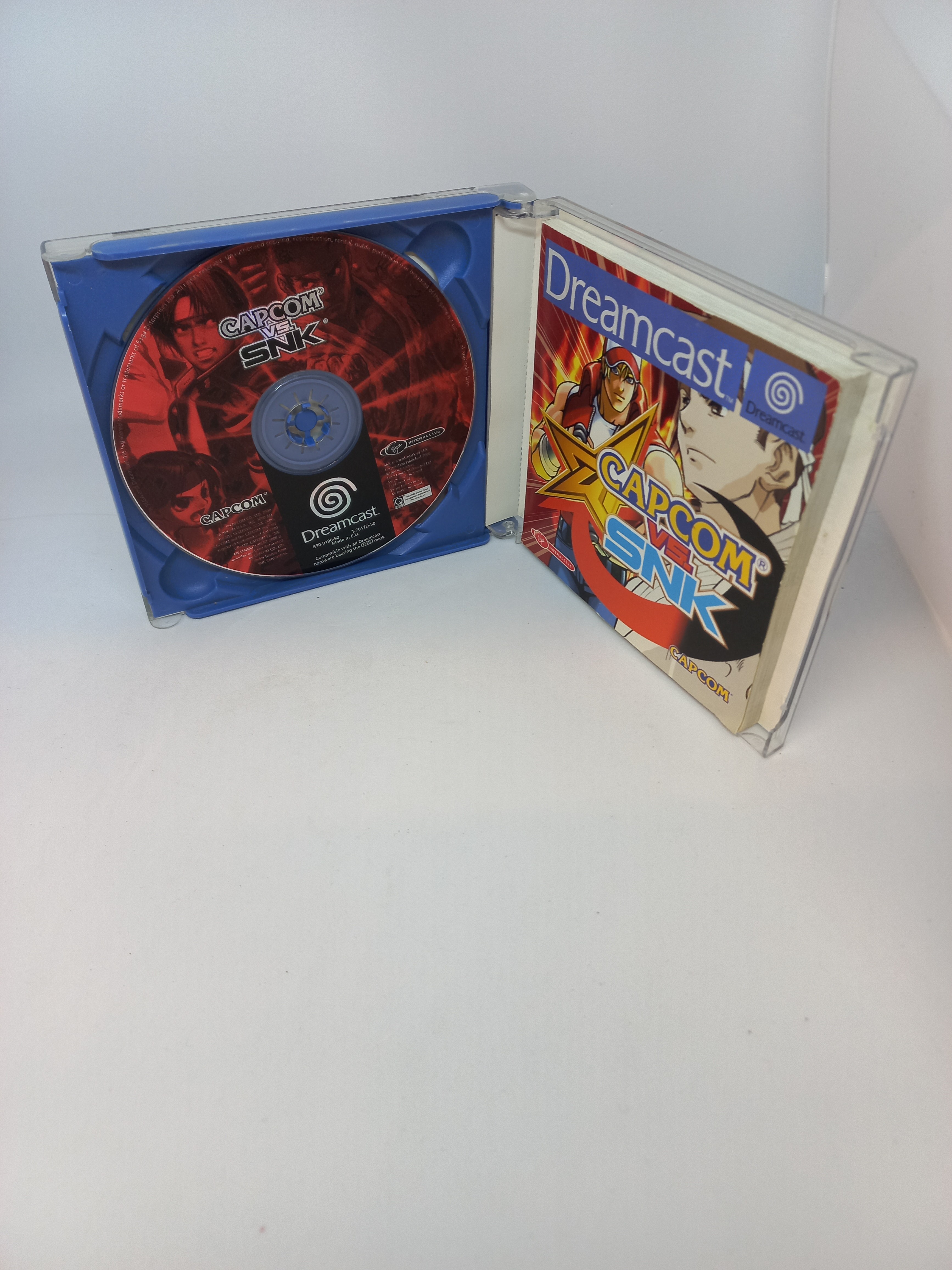 Voir photo 2 de Dreamcast capcom vs snk séga ( pal) Dreamcast capcom vs snk séga ( pal) Bon état - Vue 2 -