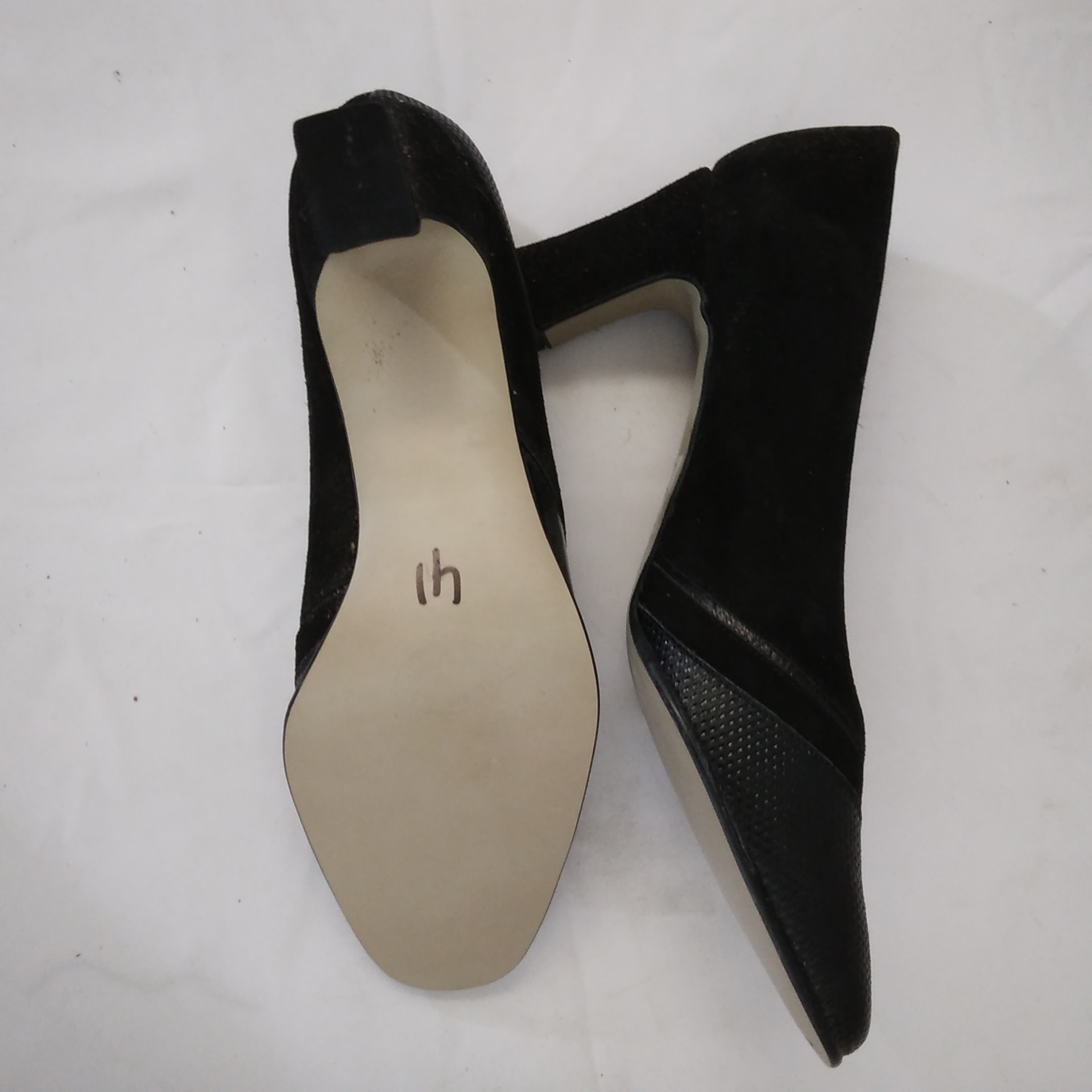 Chaussures à talon en daim noir, Christian chaussures - 41 Très bon état - Vue 7 - 