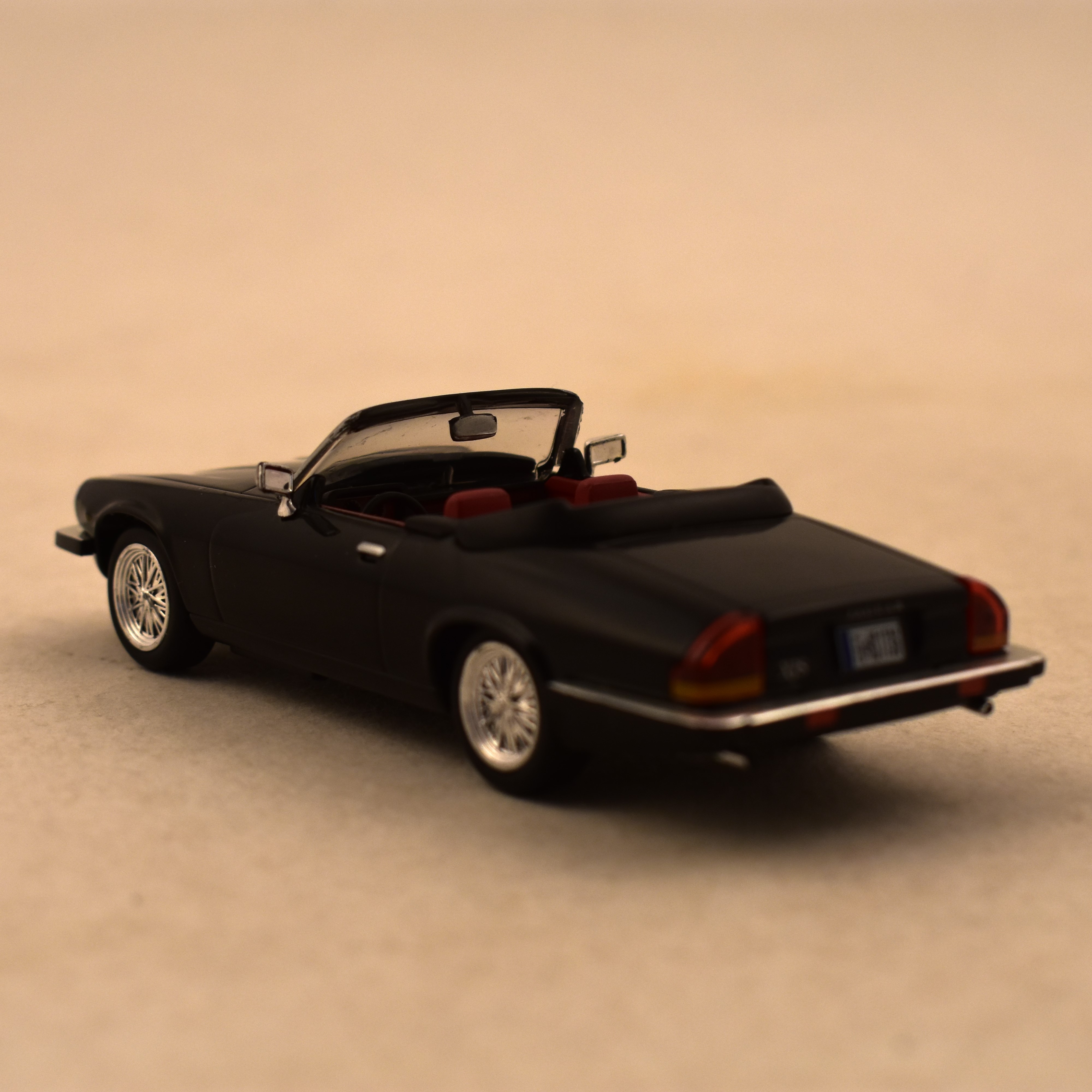 Solido 1/43 180 Jaguar XJS 1990  - Vue 2 - 