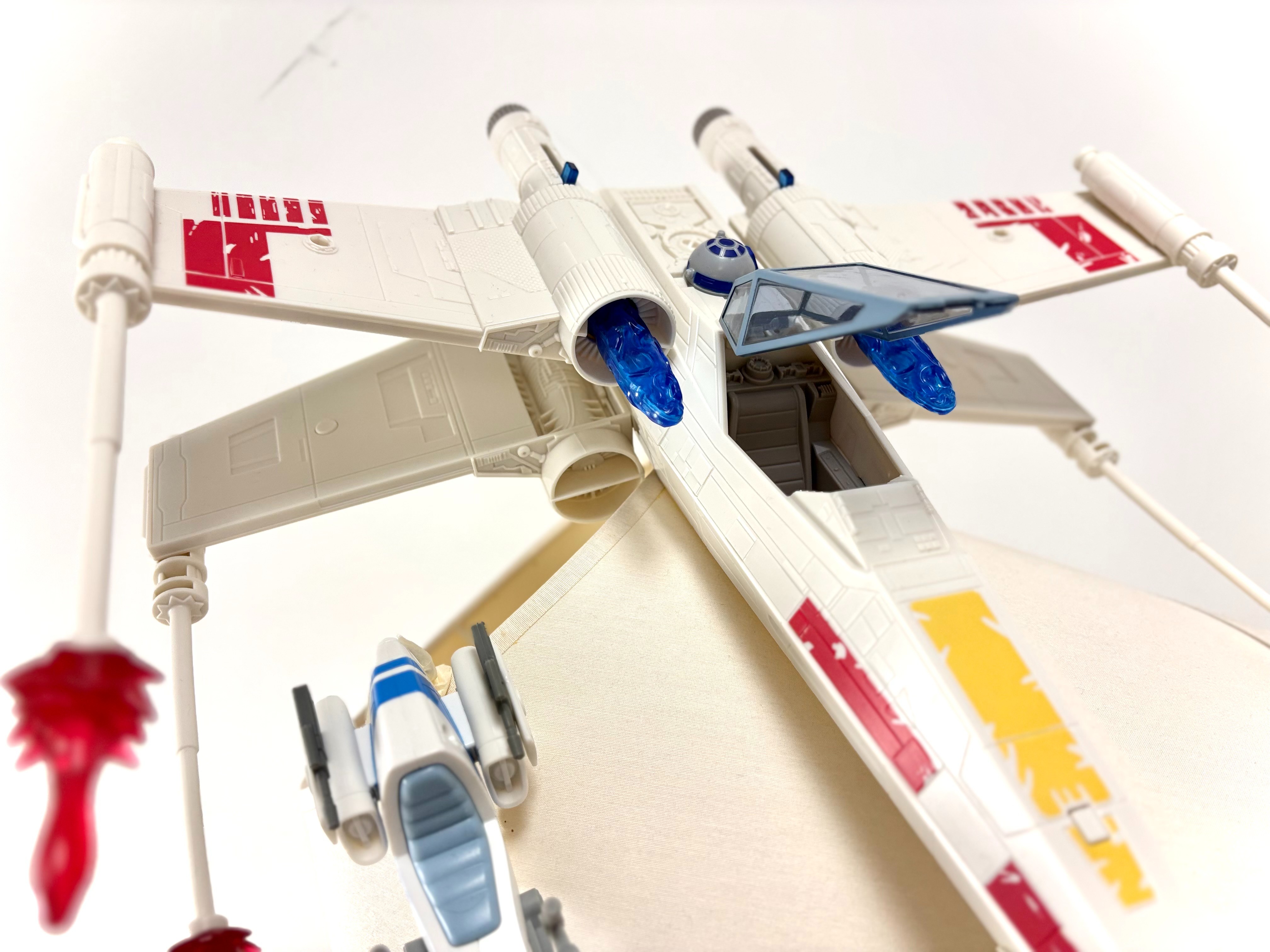 Vaisseau Star Wars X Wing grand modèle 58 cm Hasbro Luke Skywalker Bon état - Vue 4 - 