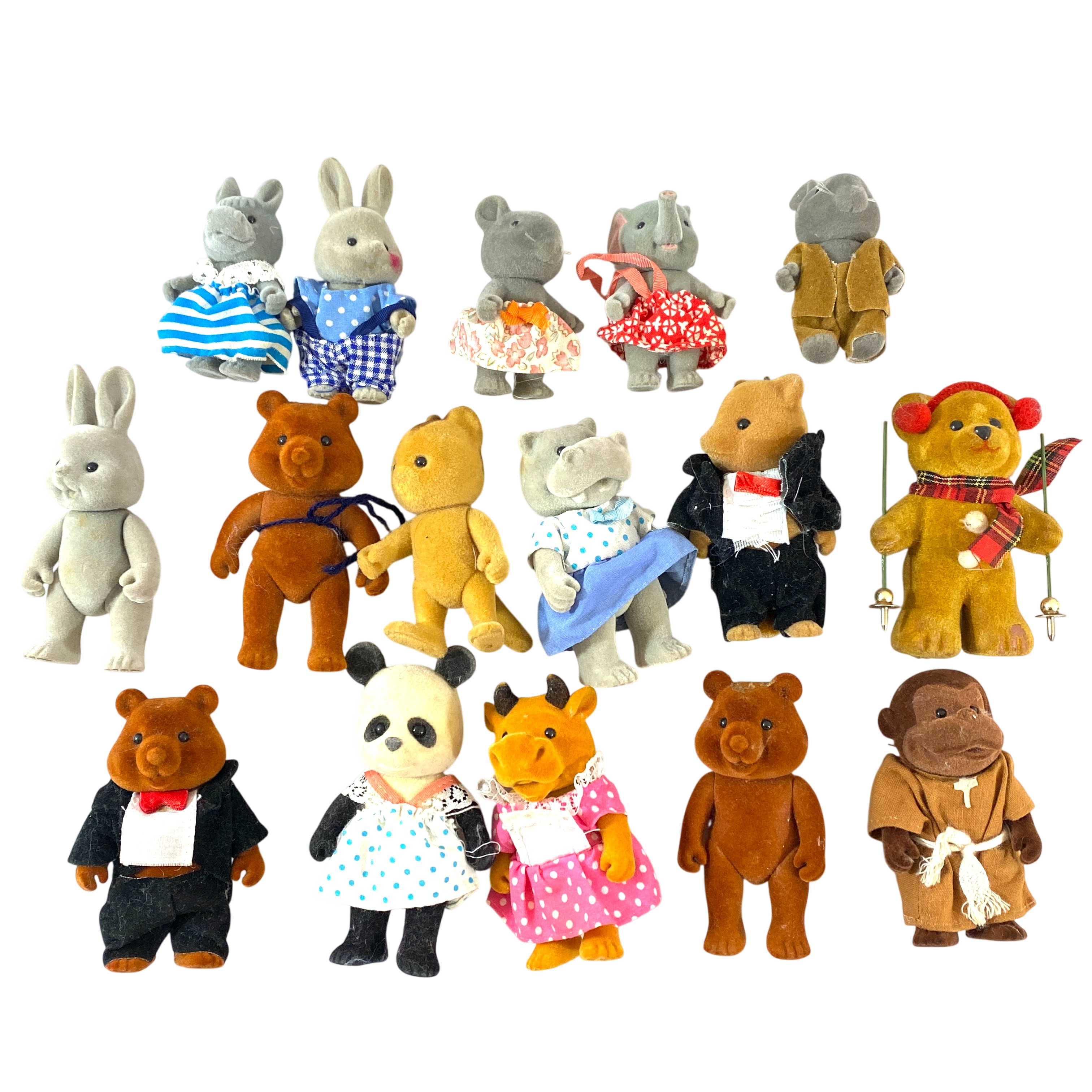 Lot de 16 personnages (les Petits Malins ou Forest Family) - État correct sur Label Emmaüs