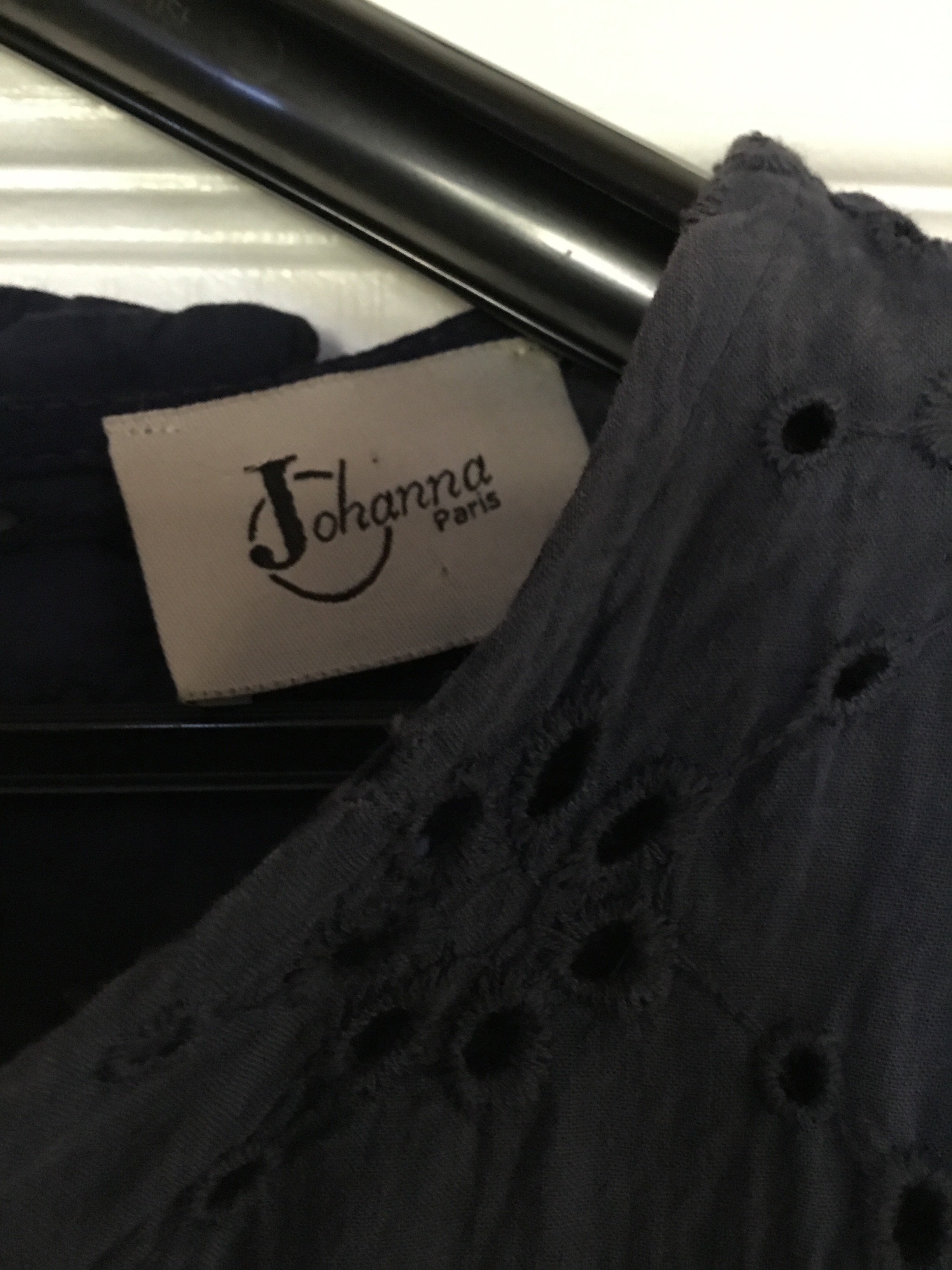 Robe sans manches en coton ajouré « Johanna  Paris » bleue marine brodée T40 estimée Très bon état - Vue 3 - 