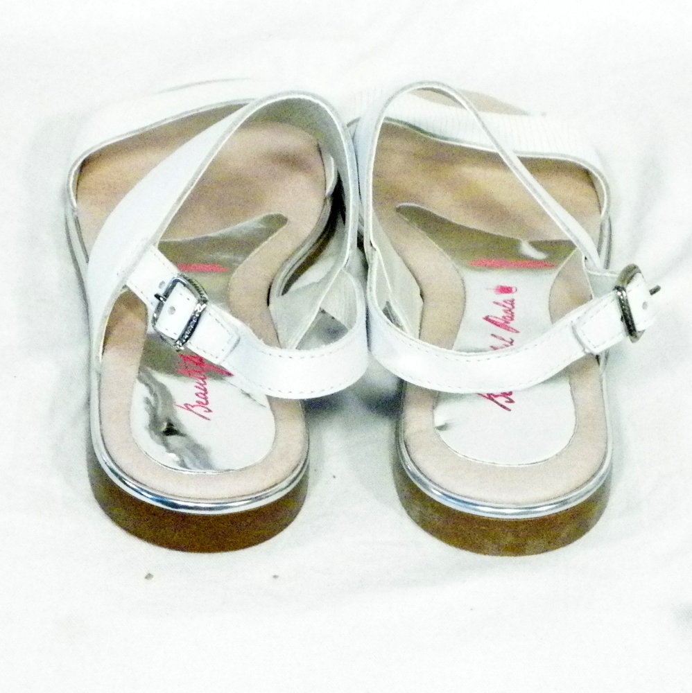 Chaussure Femme Blanche BEAUTIFUL PAOLA Pointure 37 Comme neuf - Vue 2 - 