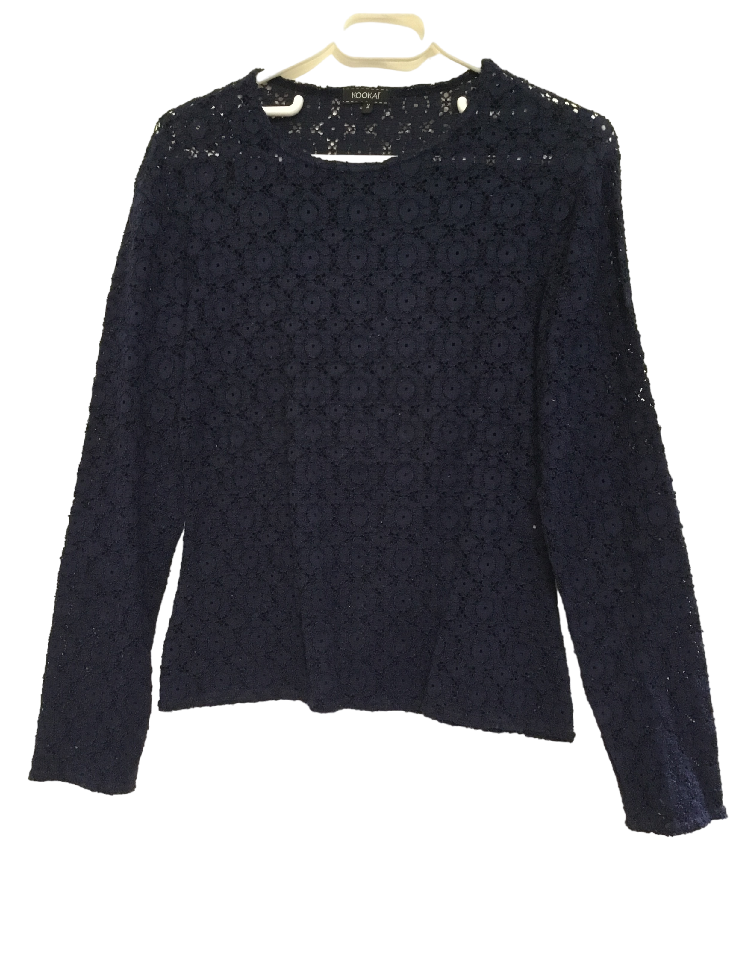 Acheter Tee shirt à dentelles Kookai T2 bleu marine Très bon état - 17,00 € Tee shirt à dentelles Kookai T2 bleu marine Très bon état - reconditionné disponible sur Label Emmaüs