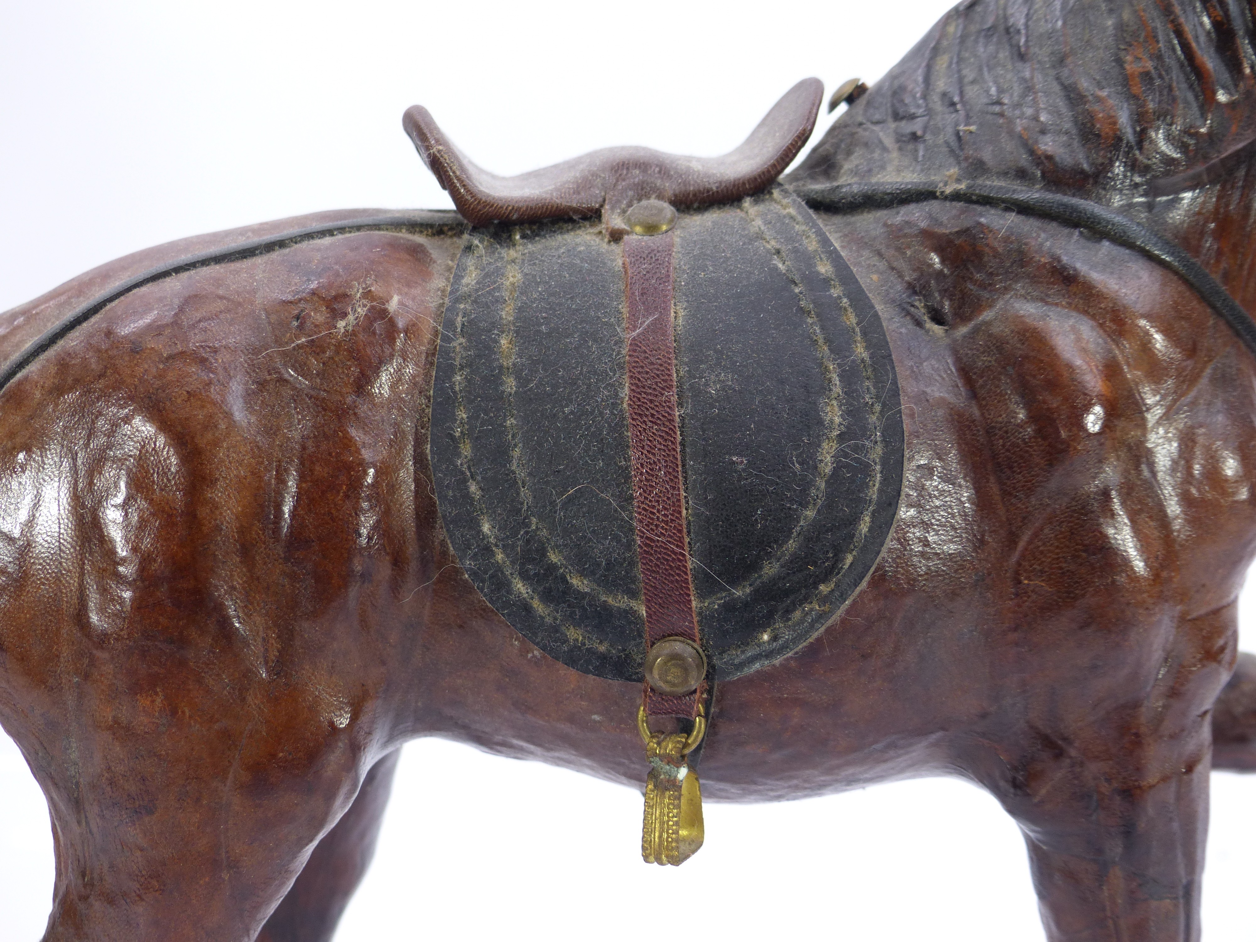 Grand cheval en bois de 35cm - Photo 1