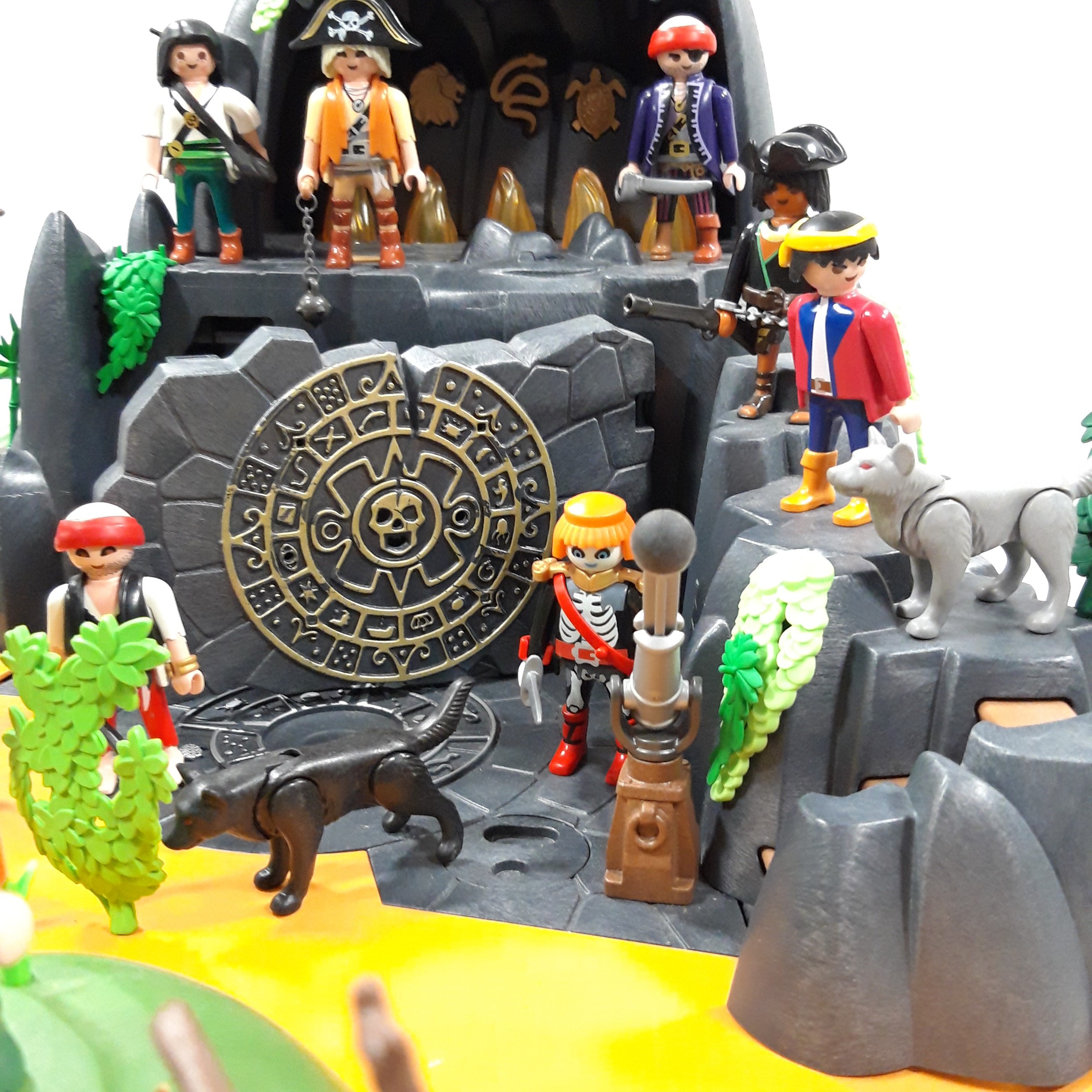 Playmobil 'Grande île mystérieuse des pirates' référence 5134, 30 pièces + Bon état - Vue 3 - 