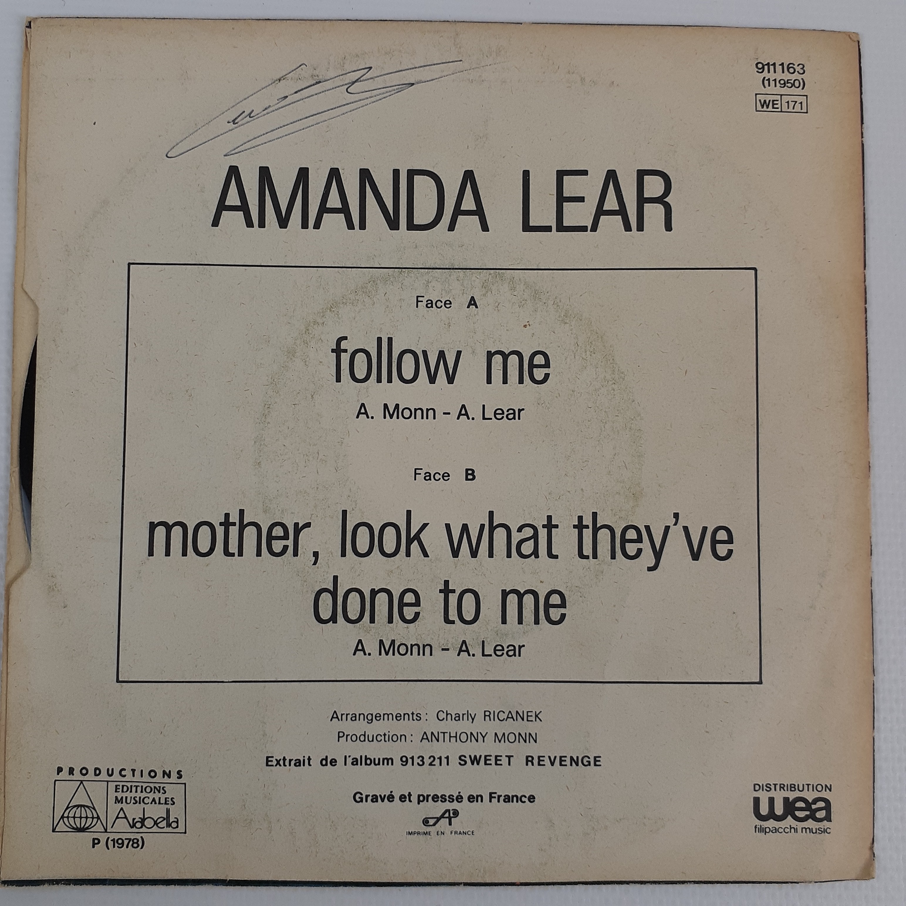 Voir photo 5 de Amanda Lear – Follow Me 1978 Amanda Lear – Follow Me 1978 Très bon état - Vue 5 -