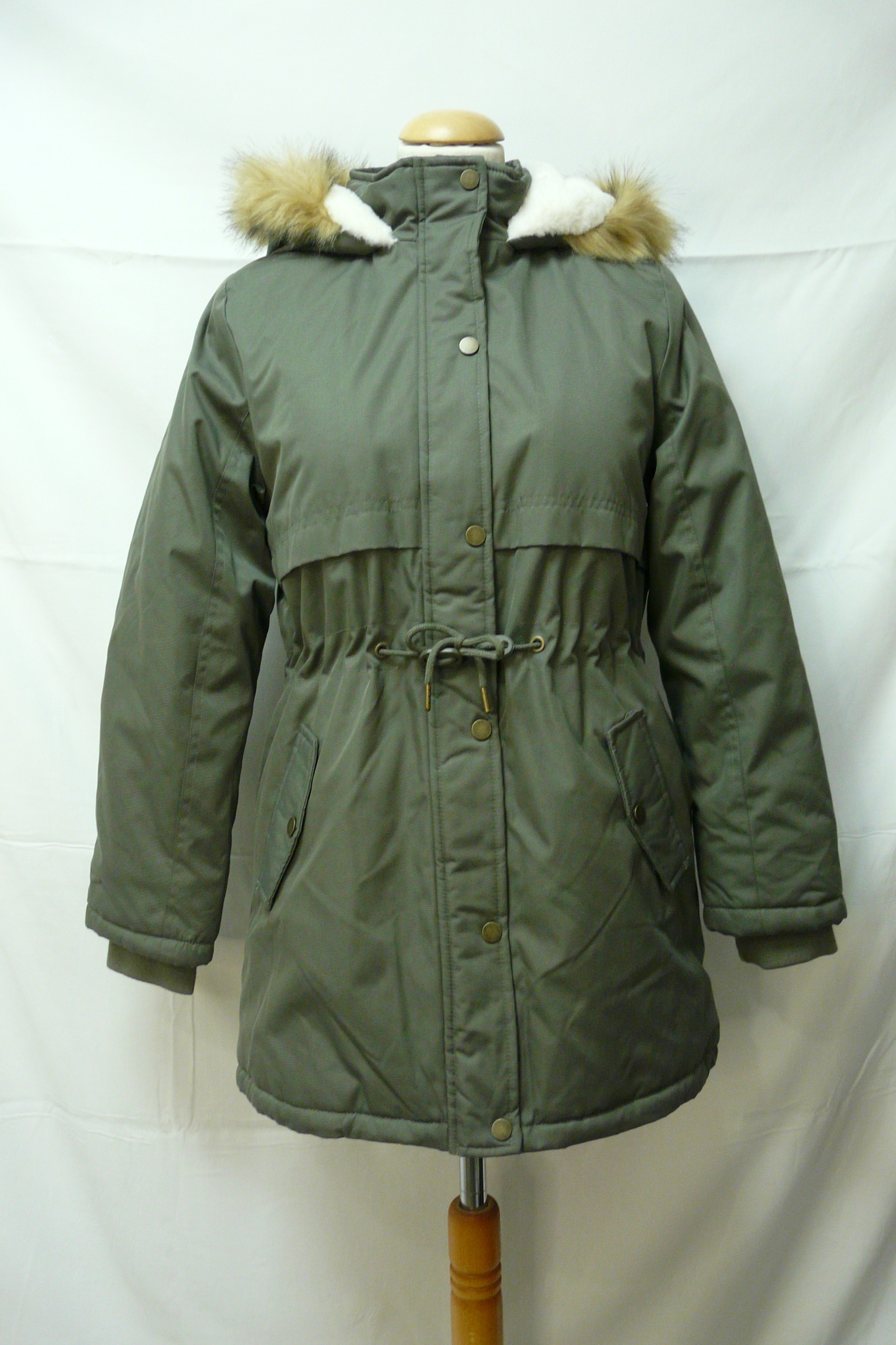 E65 - Parka mi-longue - Gémo - Âge 16 ans - Photo 3
