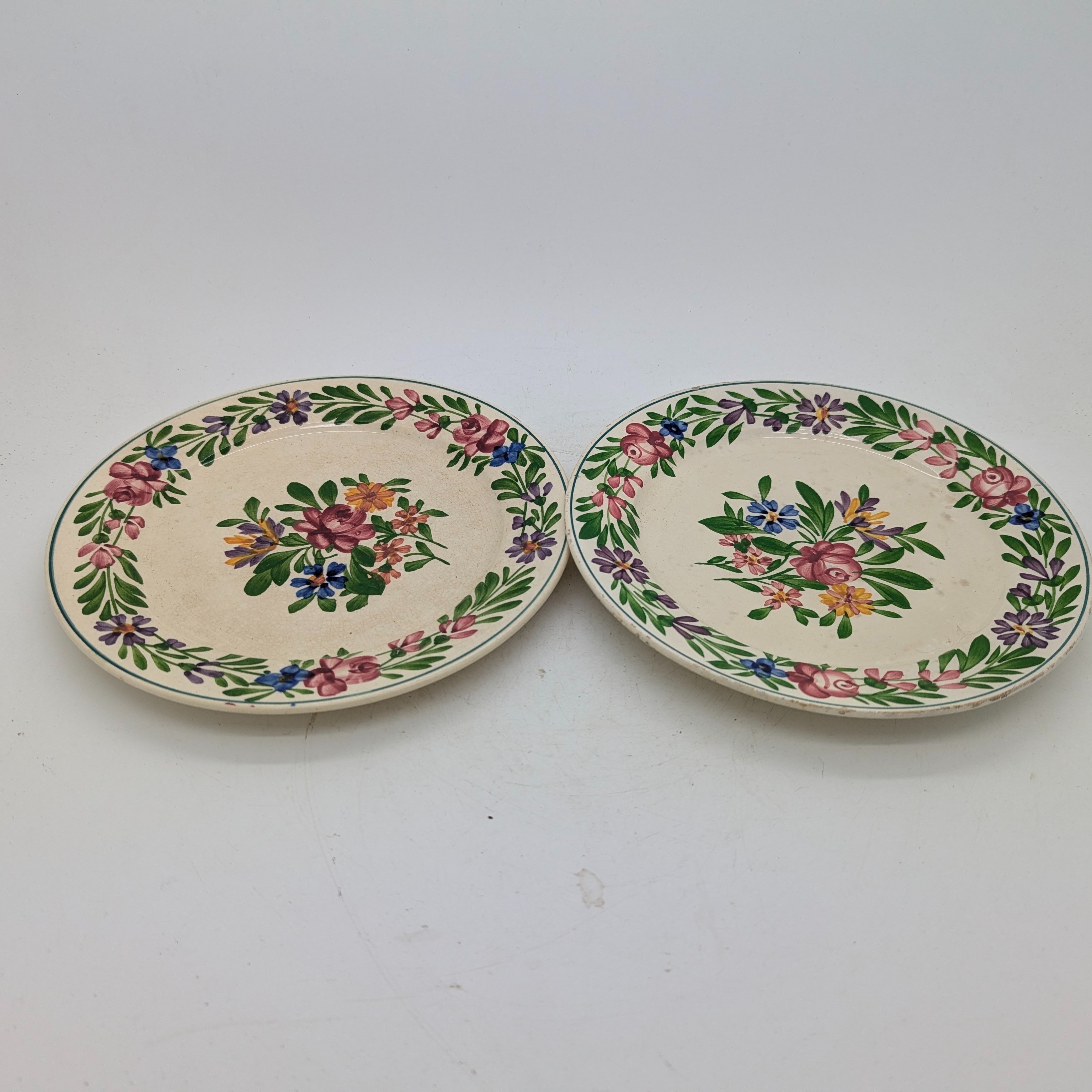 2 anciennes assiettes à dessert SARREGUEMINES Tampons datés de 1875-1910 décor floral Très bon état - Vue 2 - 