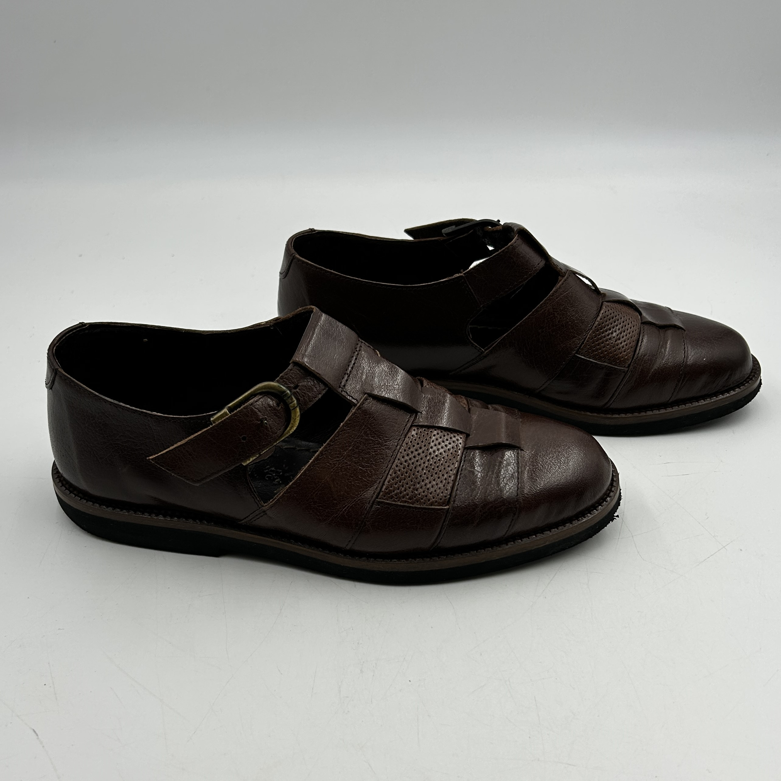 Chaussures Jean Thiot taille 38 Bon état - Vue 2 - 