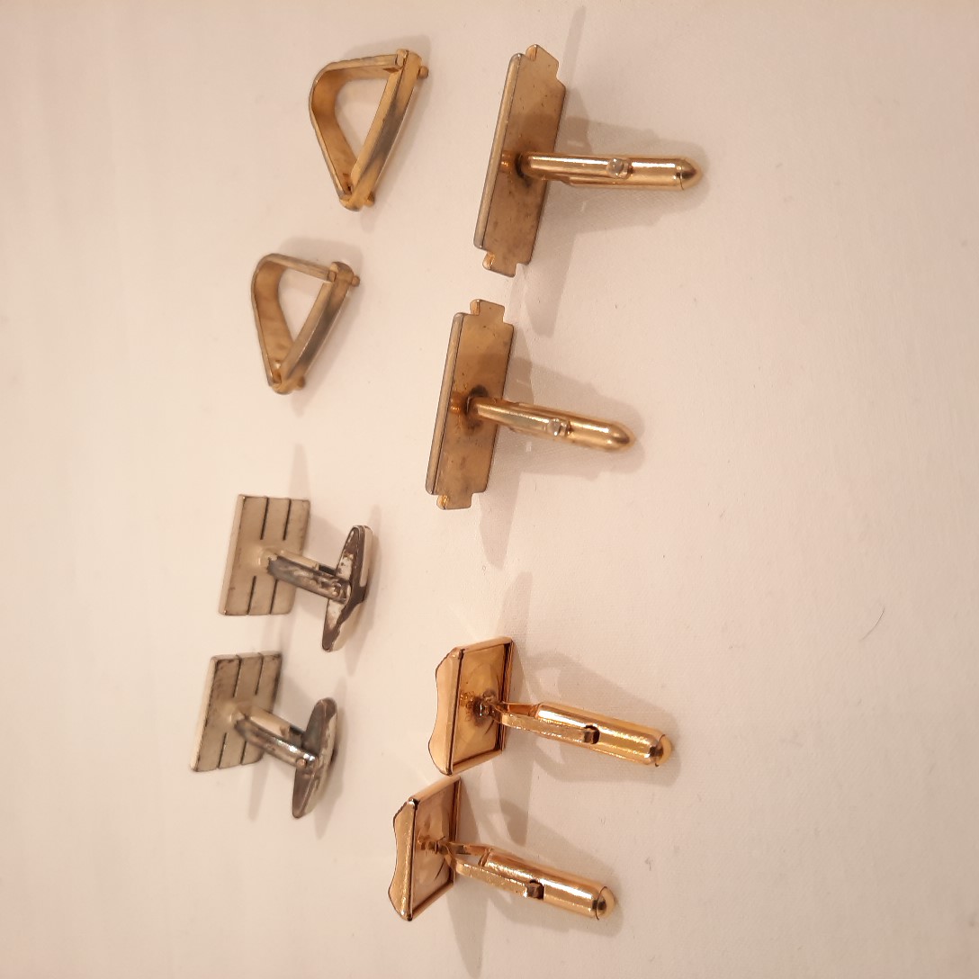 Lot 4 paires boutons de manchette Bon état - Vue 2 - 