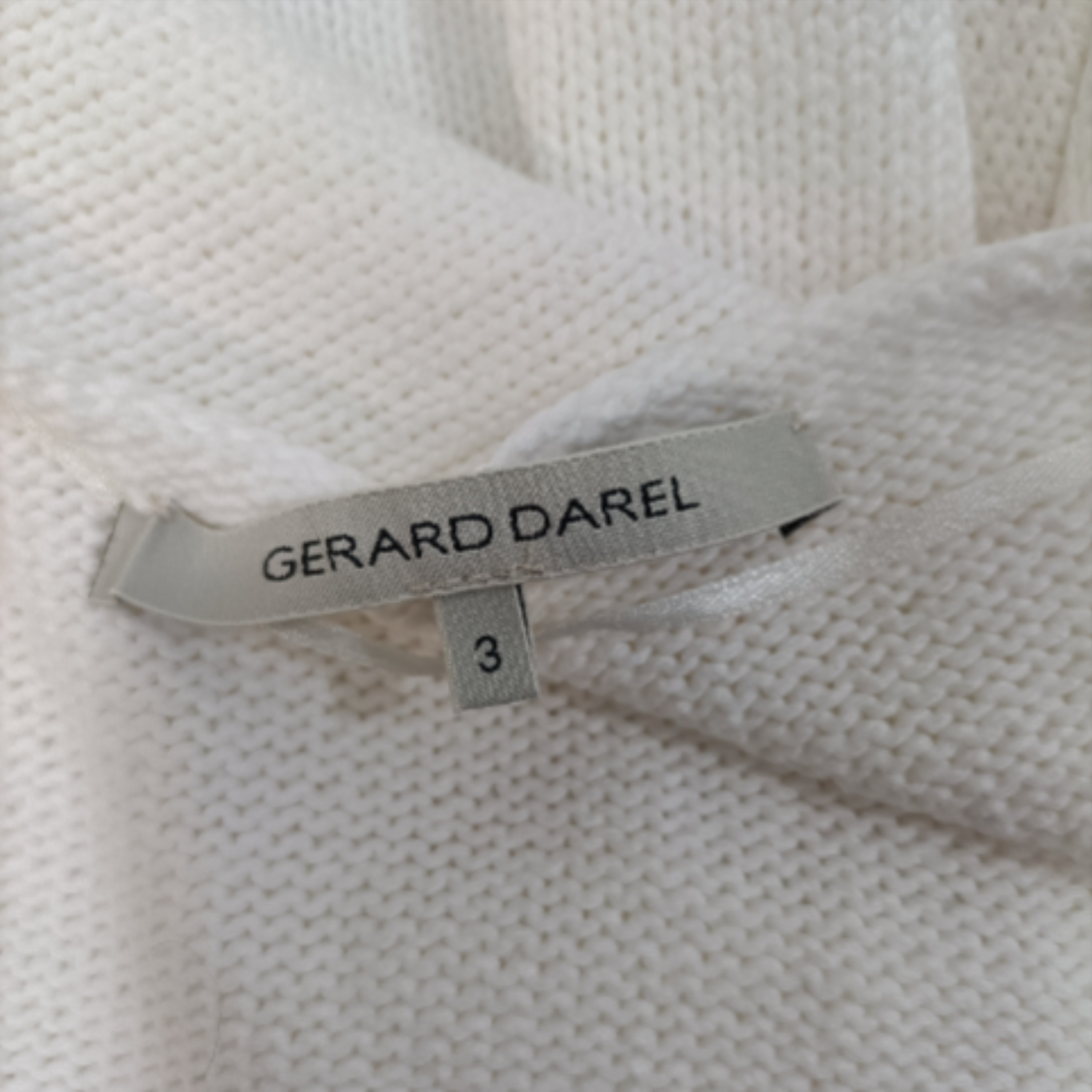 Gilet col V - Gérard Darel - Taille 3 - Photo 9