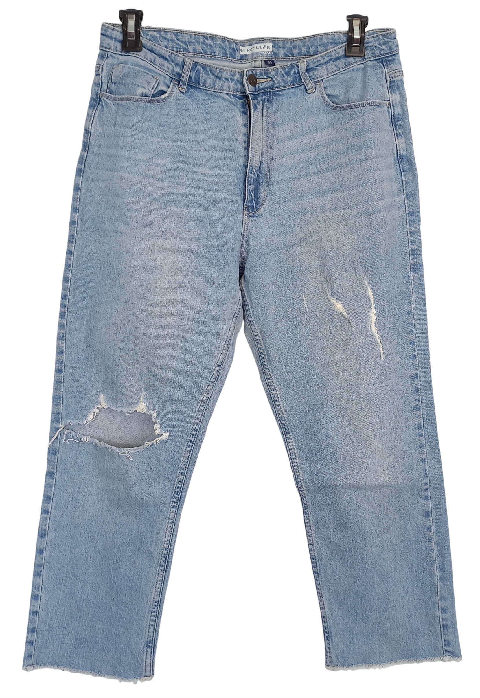 Acheter Jean's KIABI bleu Taille 44 Très bon état - 10,00 € Jean's KIABI bleu Taille 44 Très bon état - reconditionné disponible sur Label Emmaüs