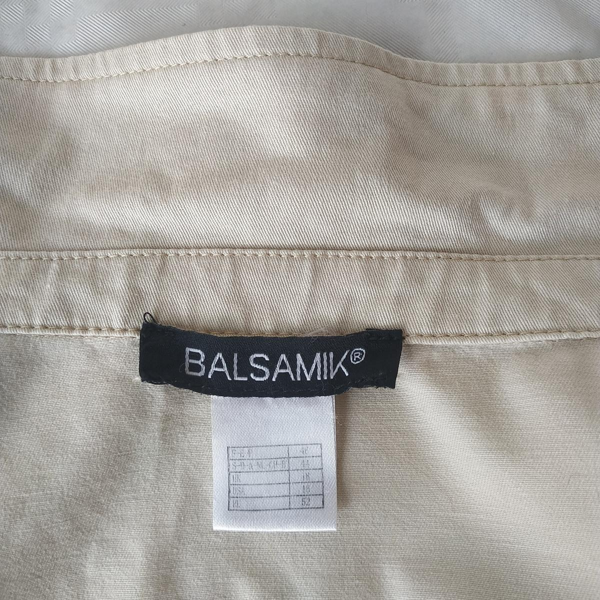 Acheter Veste sport "saharienne" BALSAMIK T 44 Très bon état - 35,00 € Veste sport "saharienne" BALSAMIK T 44 Très bon état - reconditionné disponible sur Label Emmaüs