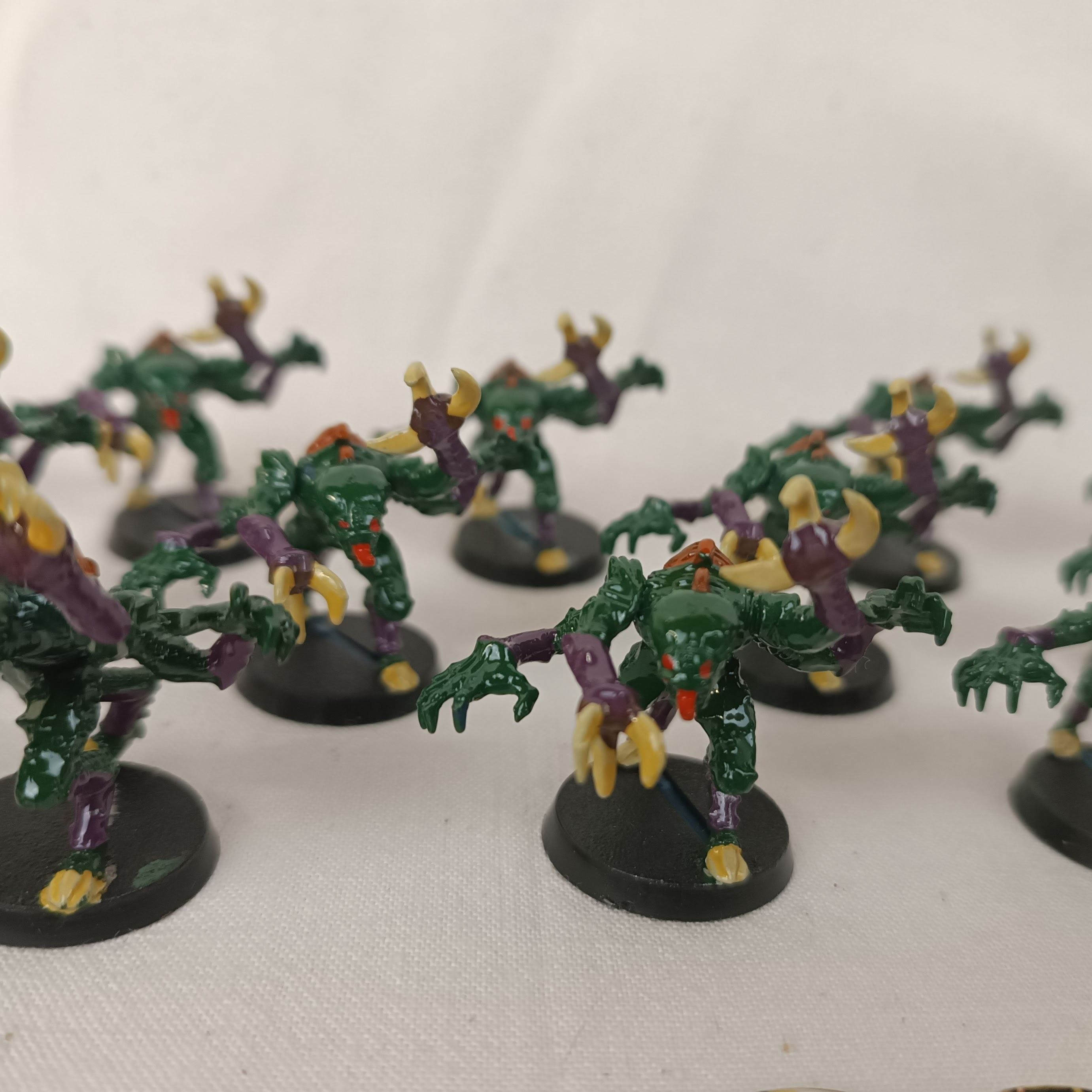 Voir photo 8 de Jeu de société "Space Hulk" - Warhammer 40K, première édition de 1989, par Games Workshop, figurines peintes Jeu de société "Space Hulk" - Warhammer 40K, première édition de 1989, par Games Workshop, figurines peintes État correct - Vue 8 -