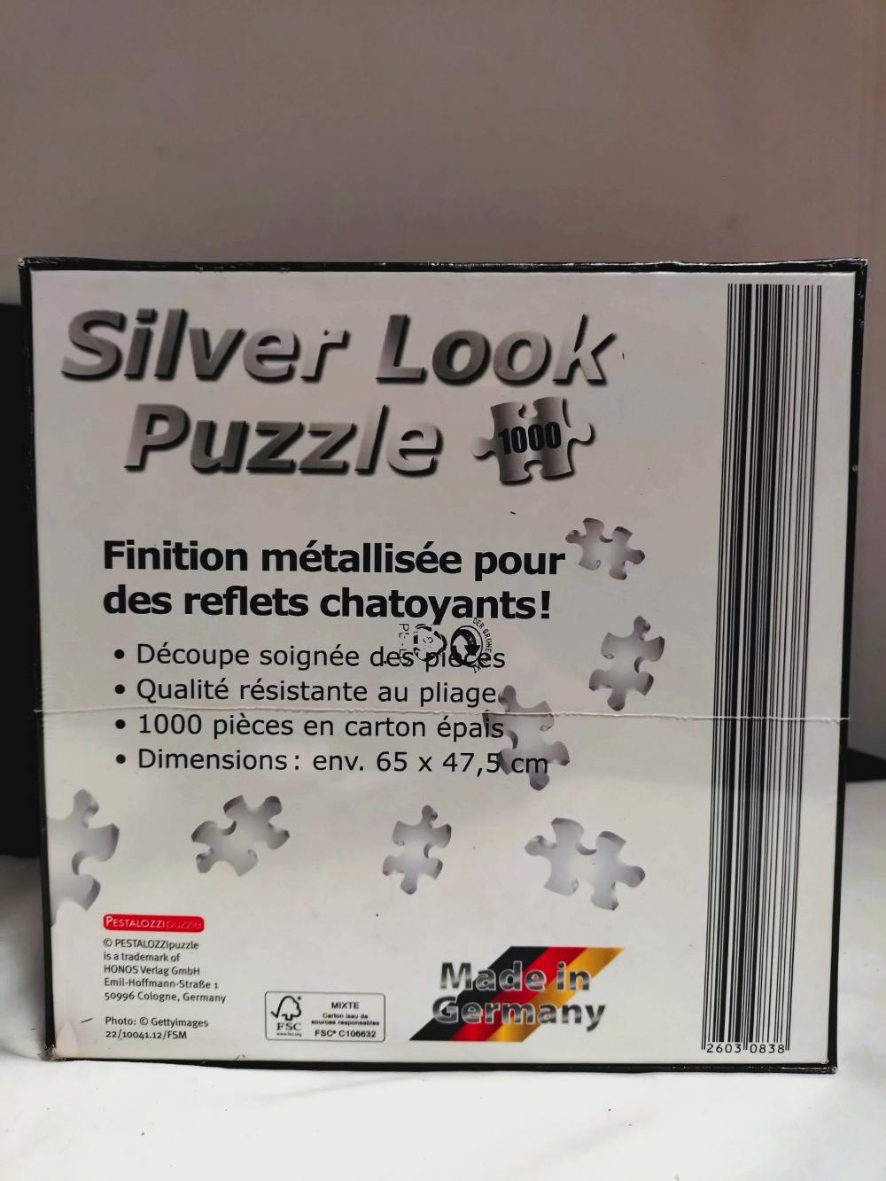 Lot de deux Puzzles Silver look, finition métallisé, 1000 pièces. Paris / Manhattan. Neuf. Comme neuf - Vue 10 - 