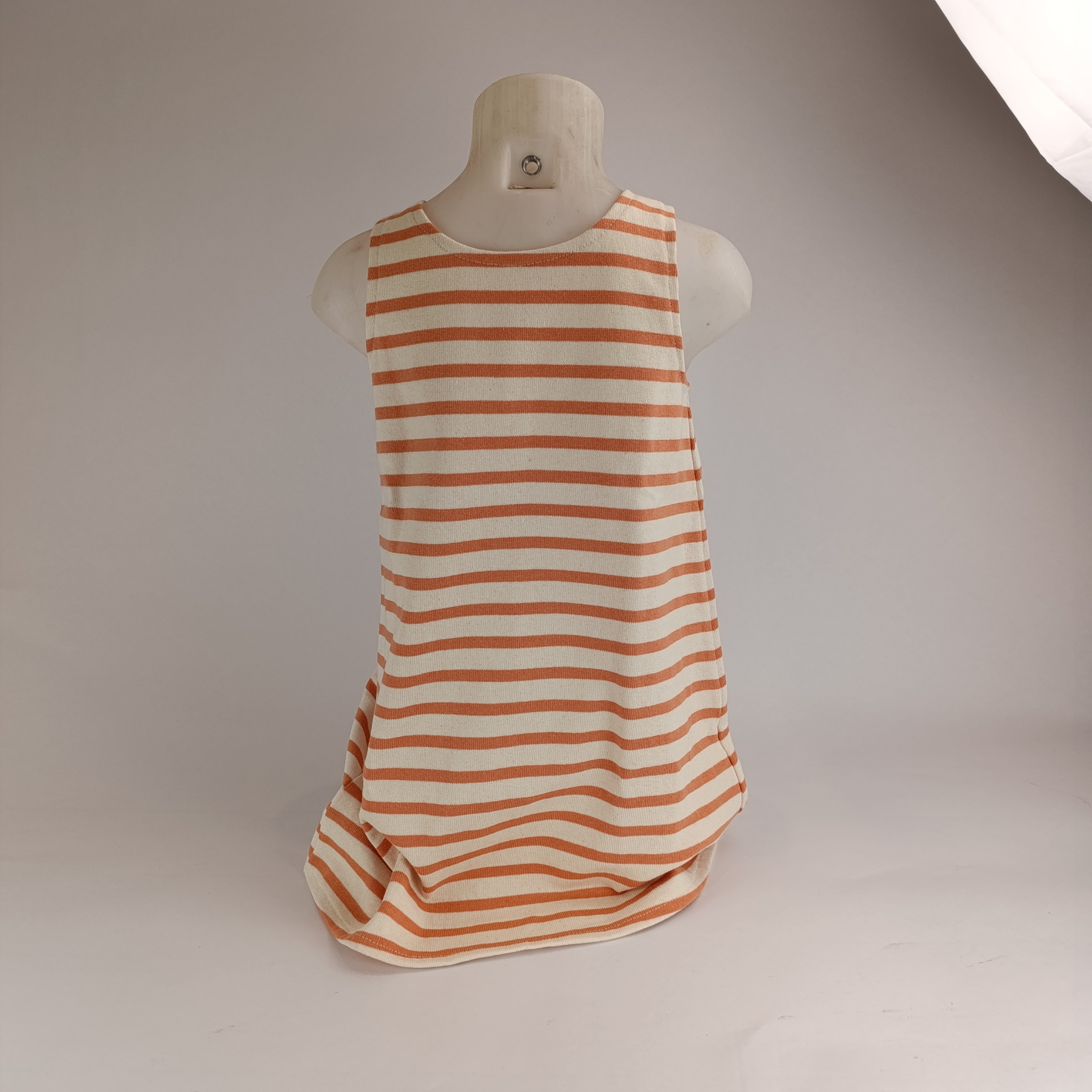 Robe enfant marin (8 ans ) couleur beige et orange fabriqué dans notre atelier Acsomur, à partir de tissu recyclé - Photo 2