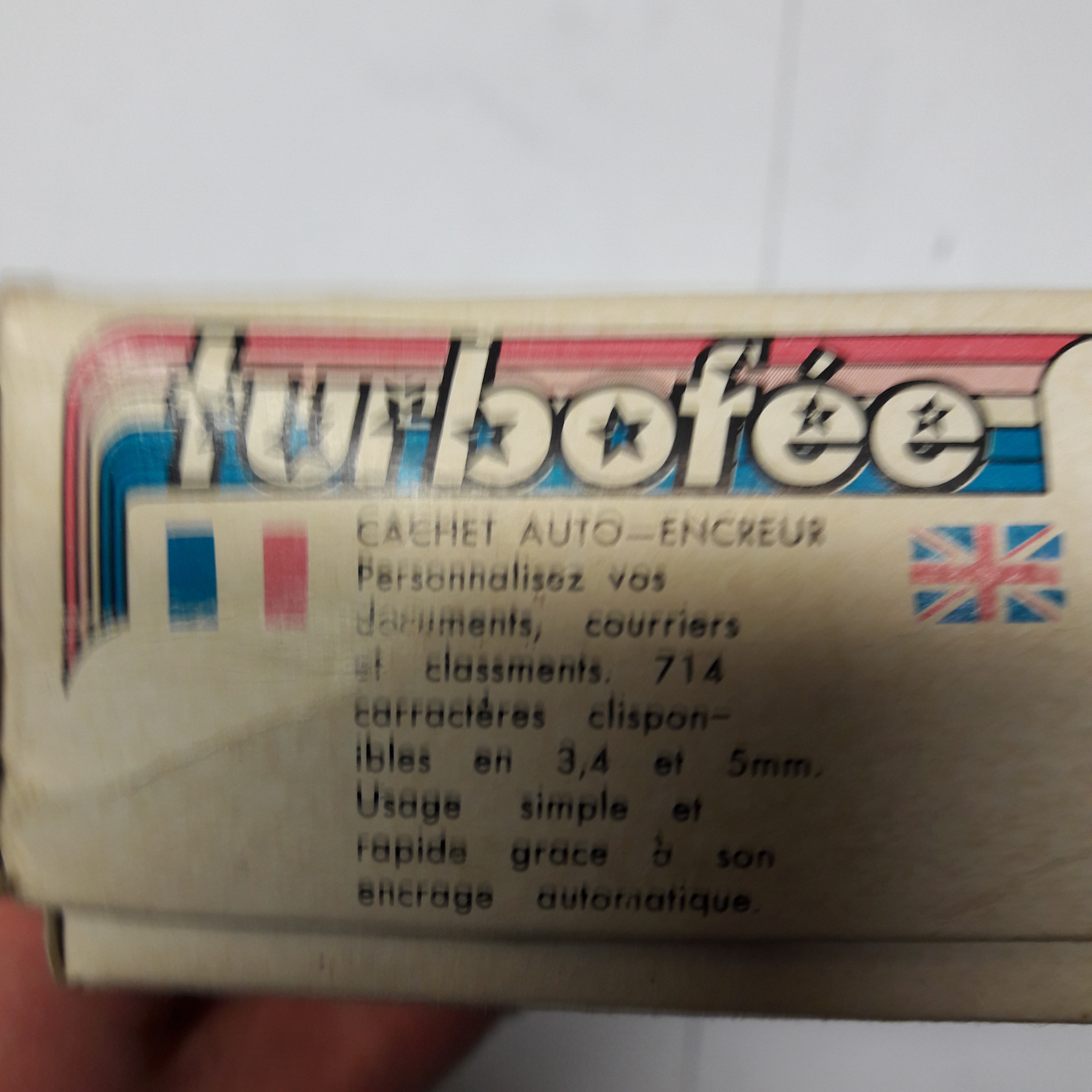 Voir photo 2 de CACHET AUTO ENCREUR A COMPOSITION DE TEXTE TURBOFEE CACHET AUTO ENCREUR A COMPOSITION DE TEXTE TURBOFEE - Vue 2 -