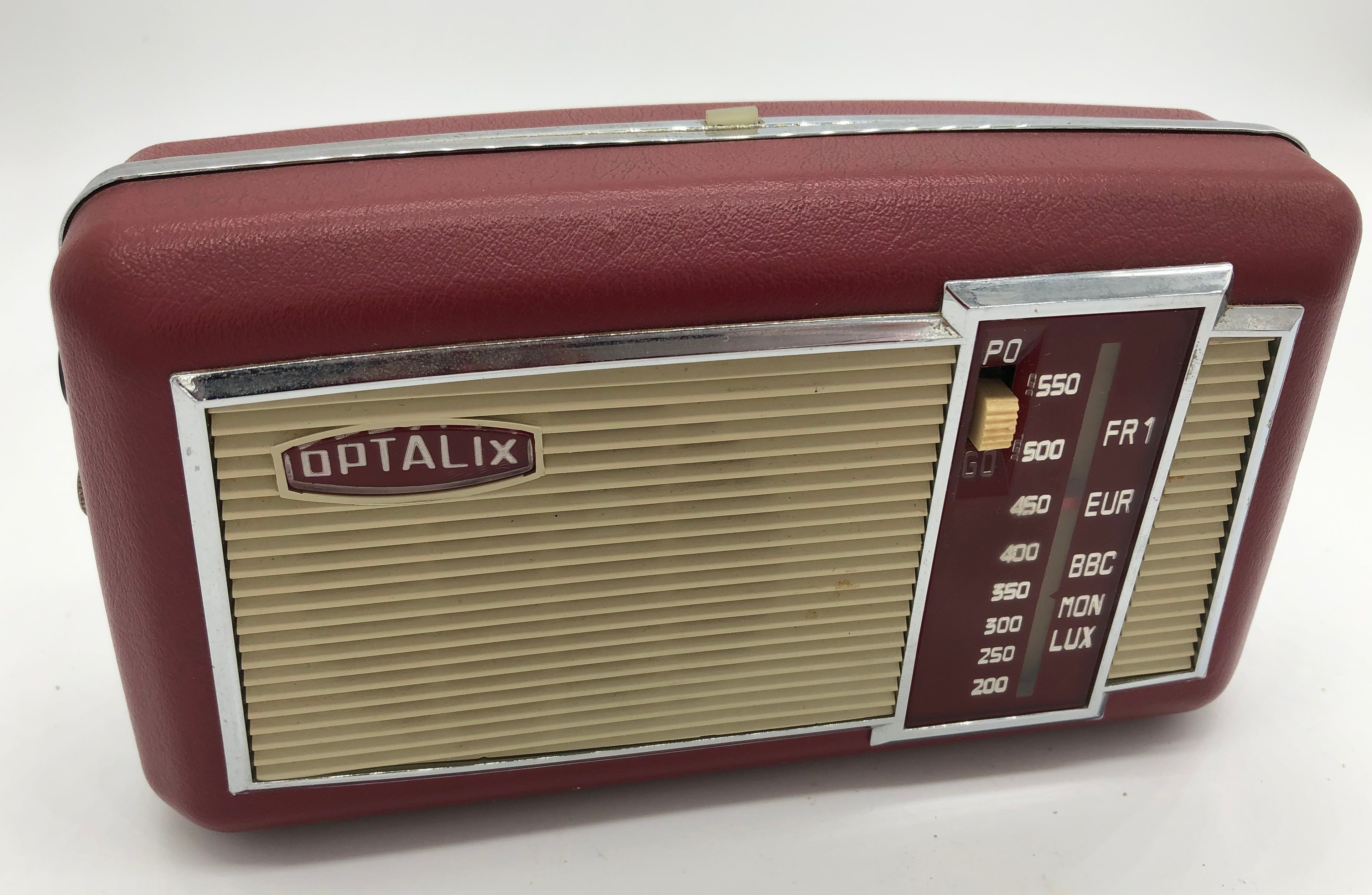 Poste de radio à piles vintage OPTALIX État correct -  reconditionné disponible sur Label Emmaüs