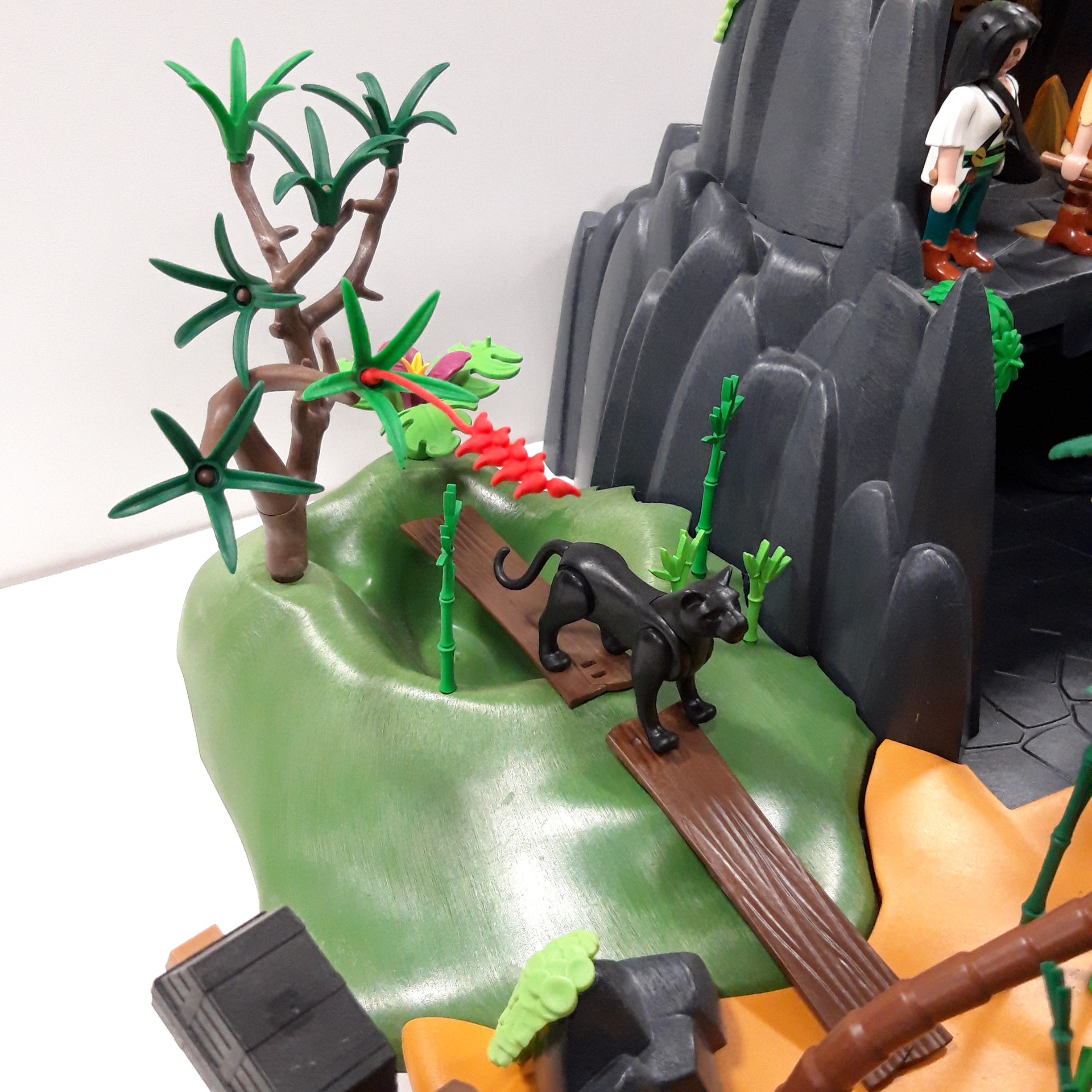 Playmobil 'Grande île mystérieuse des pirates' référence 5134, 30 pièces + Bon état - Vue 11 - 