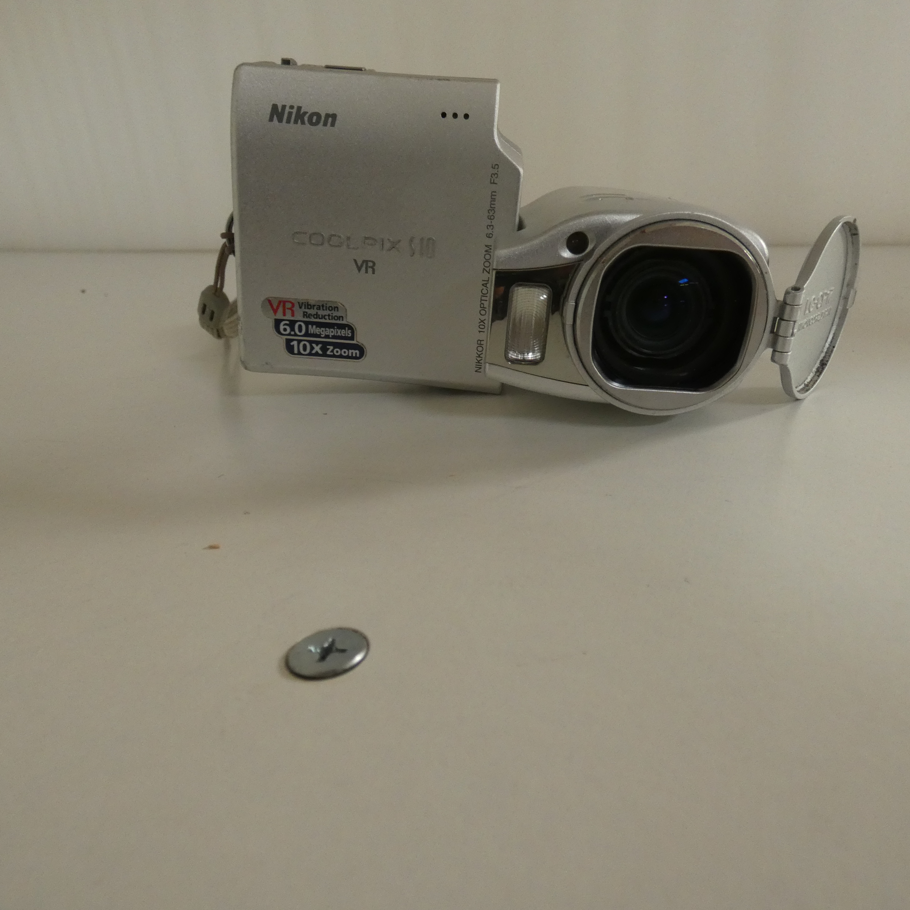 Appareil photo numérique Nikon Coolpix S10 - Photo 1