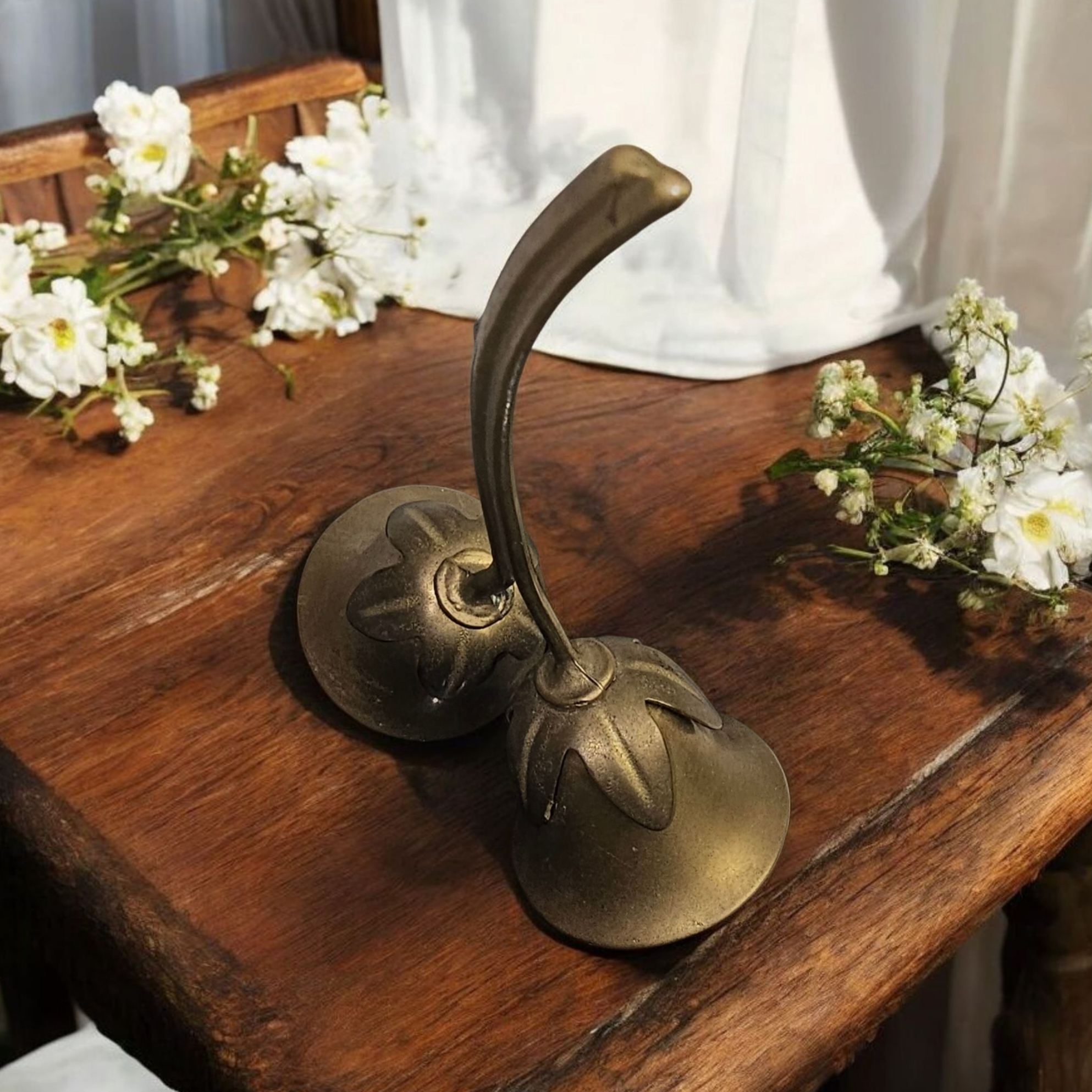 Ancienne cloche double Art-Déco en laiton - Photo 5