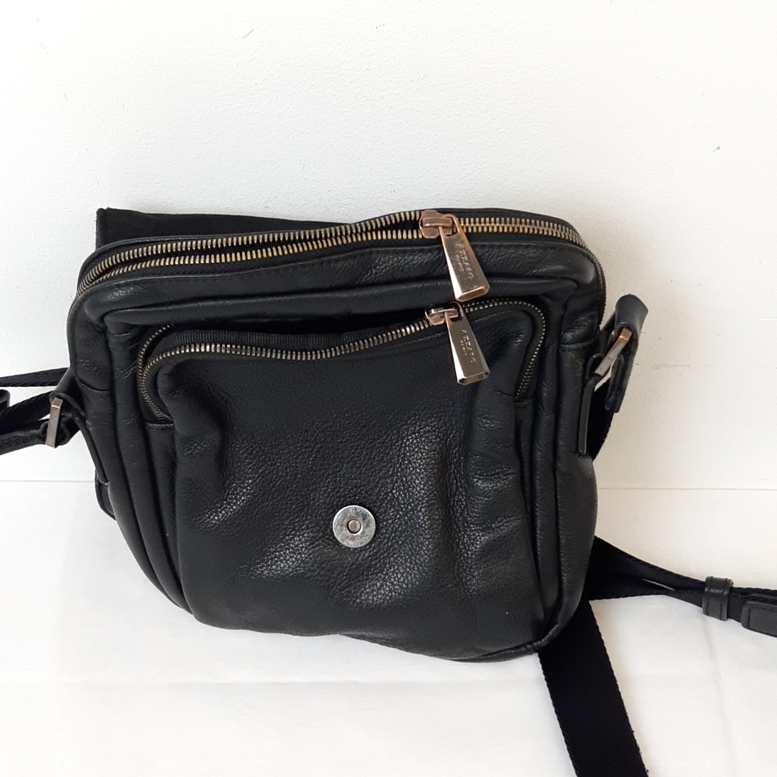 Sac à bandoulière Azzaro Paris en cuir - Photo 8