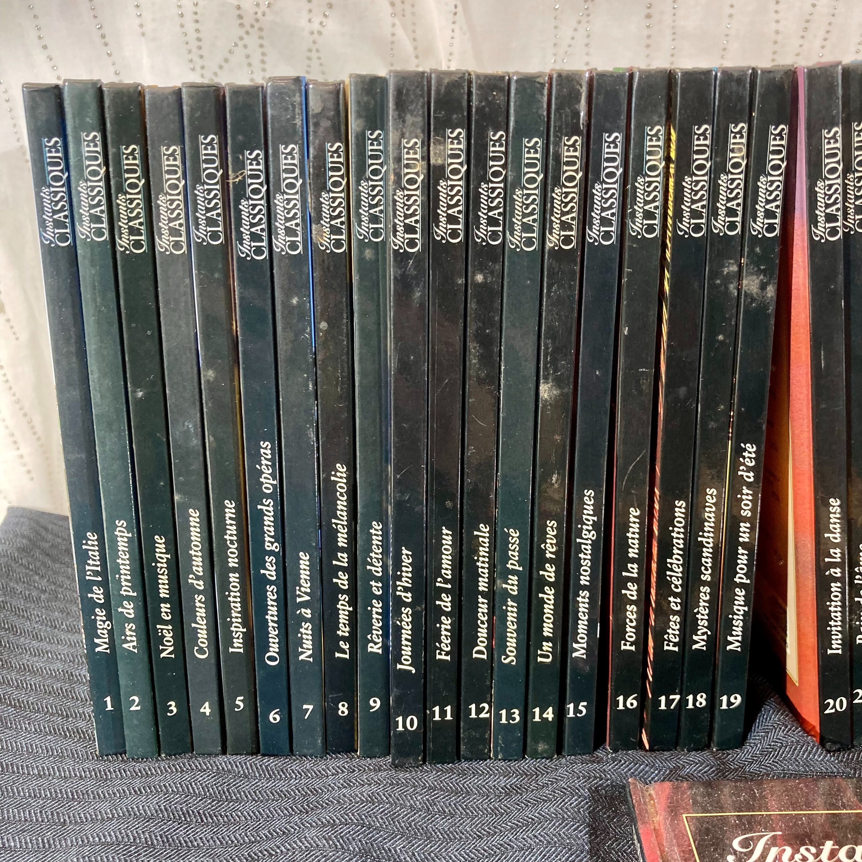 Lot de 49 cd "instants classique" Très bon état - Vue 2 - 