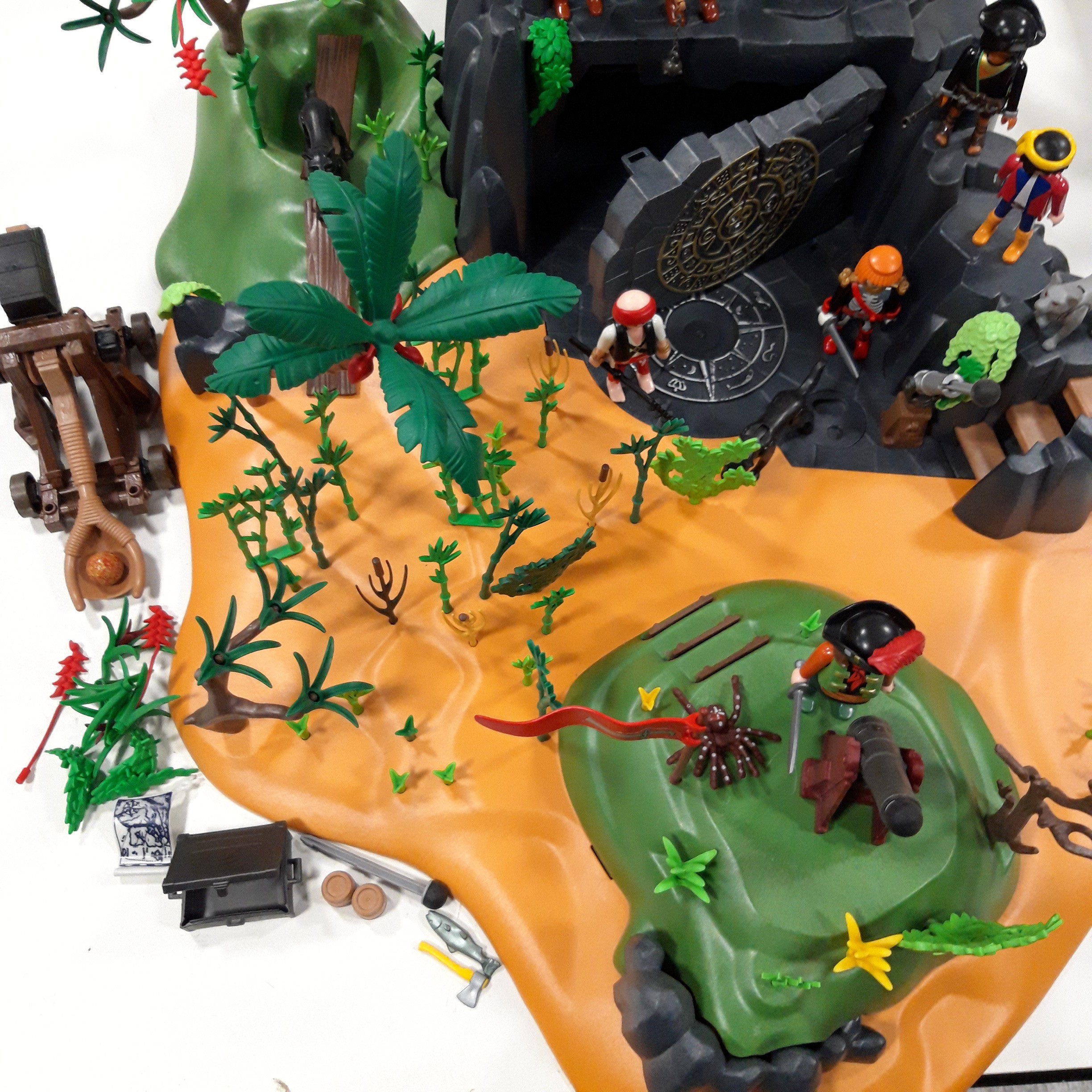 Playmobil 'Grande île mystérieuse des pirates' référence 5134, 30 pièces + Bon état - Vue 5 - 