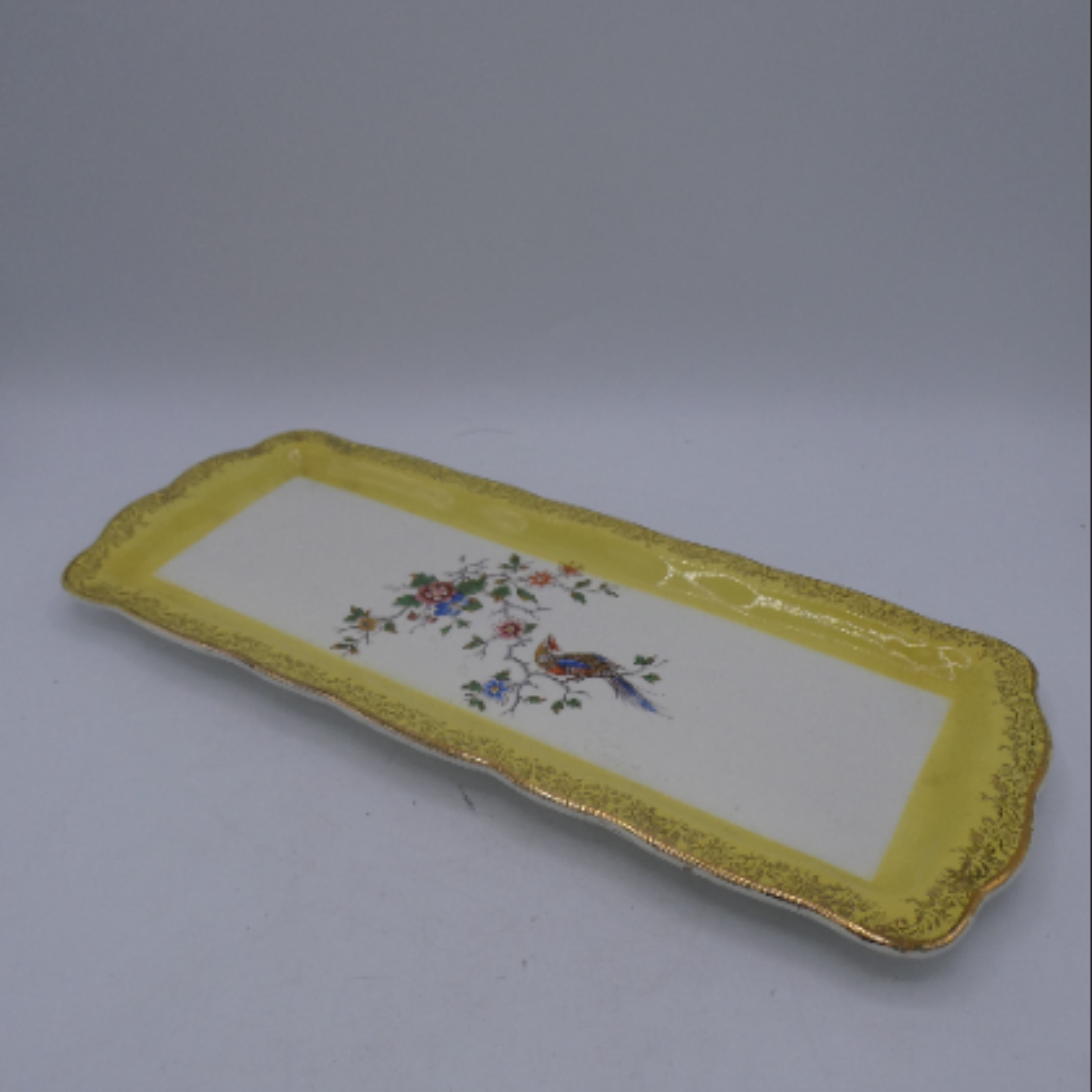 Plat à cake à branche de fleurs avec oiseau en céramique - Photo 1