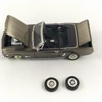 Voir photo 83 de Lot de 8 voitures miniatures de collection – Ferrari, Porsche, Mustang, Cadillac, Corvette Lot de 8 voitures miniatures de collection – Ferrari, Porsche, Mustang, Cadillac, Corvette Bon état - Vue 83 -