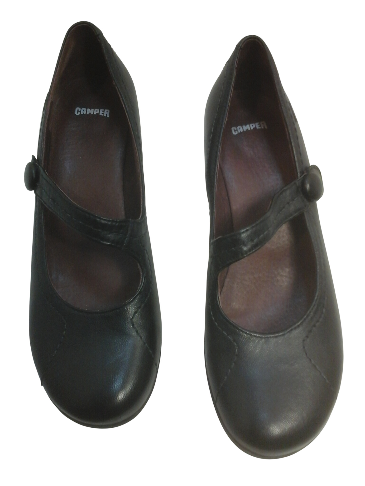 Acheter Escarpins Mary Jane en cuir CAMPER Très bon état - 20,00 € Escarpins Mary Jane en cuir CAMPER Très bon état - reconditionné disponible sur Label Emmaüs