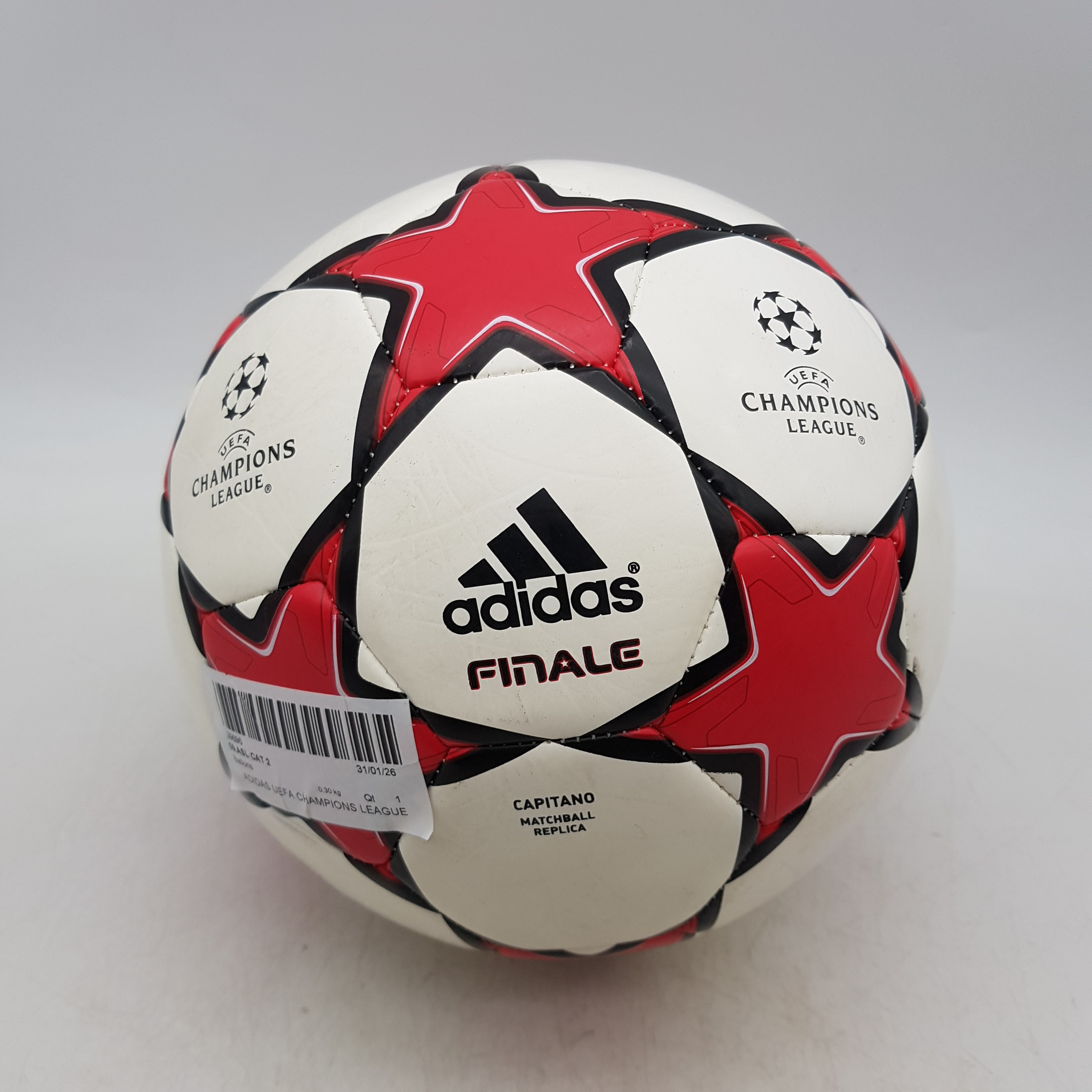 Voir photo 2 de Ballon de foot, Adidas Finale Champions League (lot 3) Ballon de foot, Adidas Finale Champions League (lot 3) Très bon état - Vue 2 -