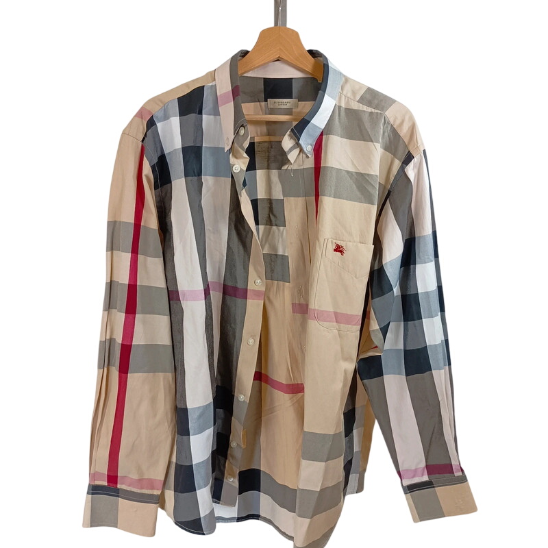 Acheter Chemise burberry london à carreaux iconiques beige gris rouge t.52 Très bon état - 91,00 € Chemise burberry london à carreaux iconiques beige gris rouge t.52 Très bon état - reconditionné disponible sur Label Emmaüs
