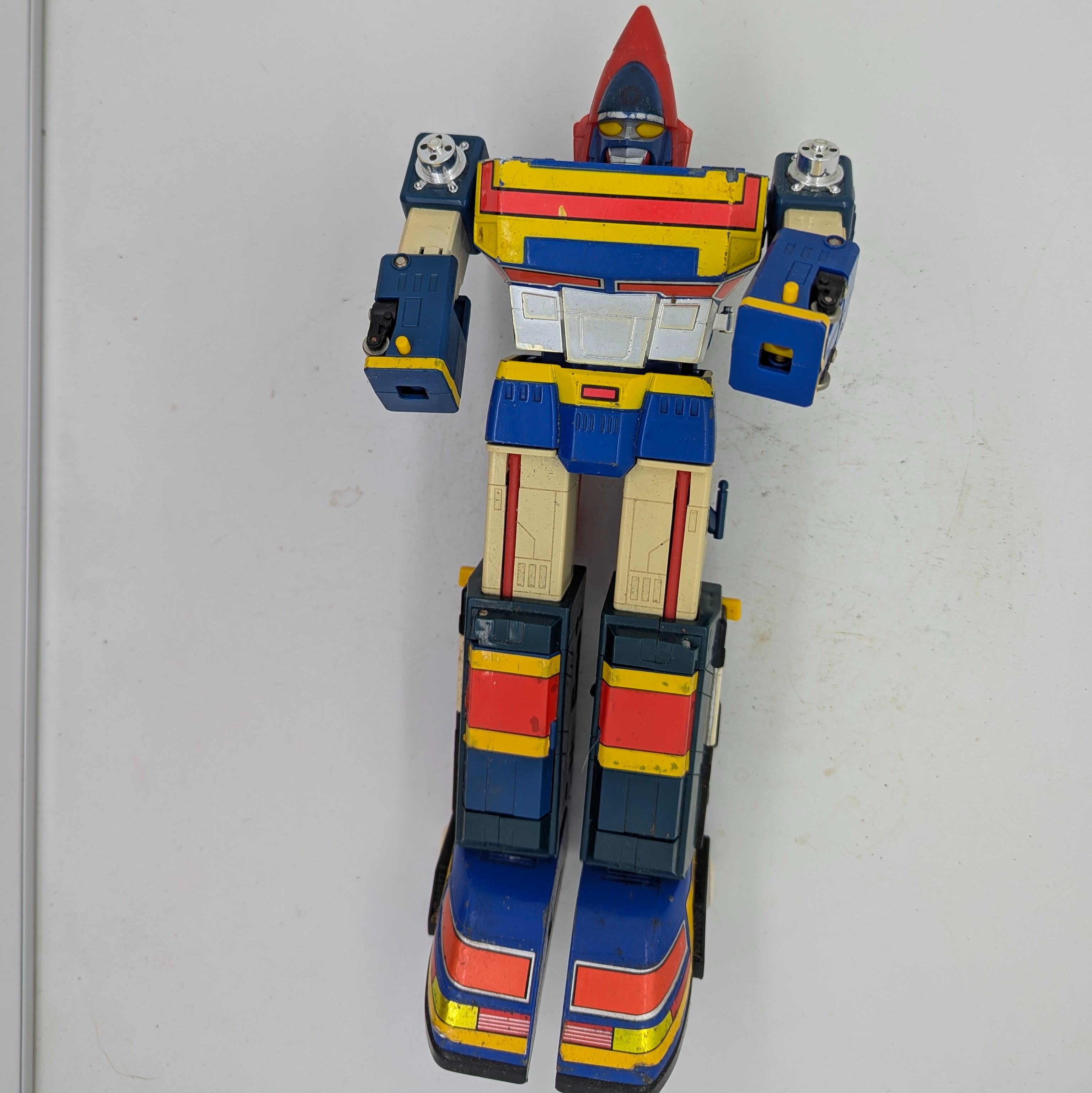 Vintage robot CHANGEMAN BANDAÏ 1985 H: 27 cm incomplet Bon état - Vue 5 - 